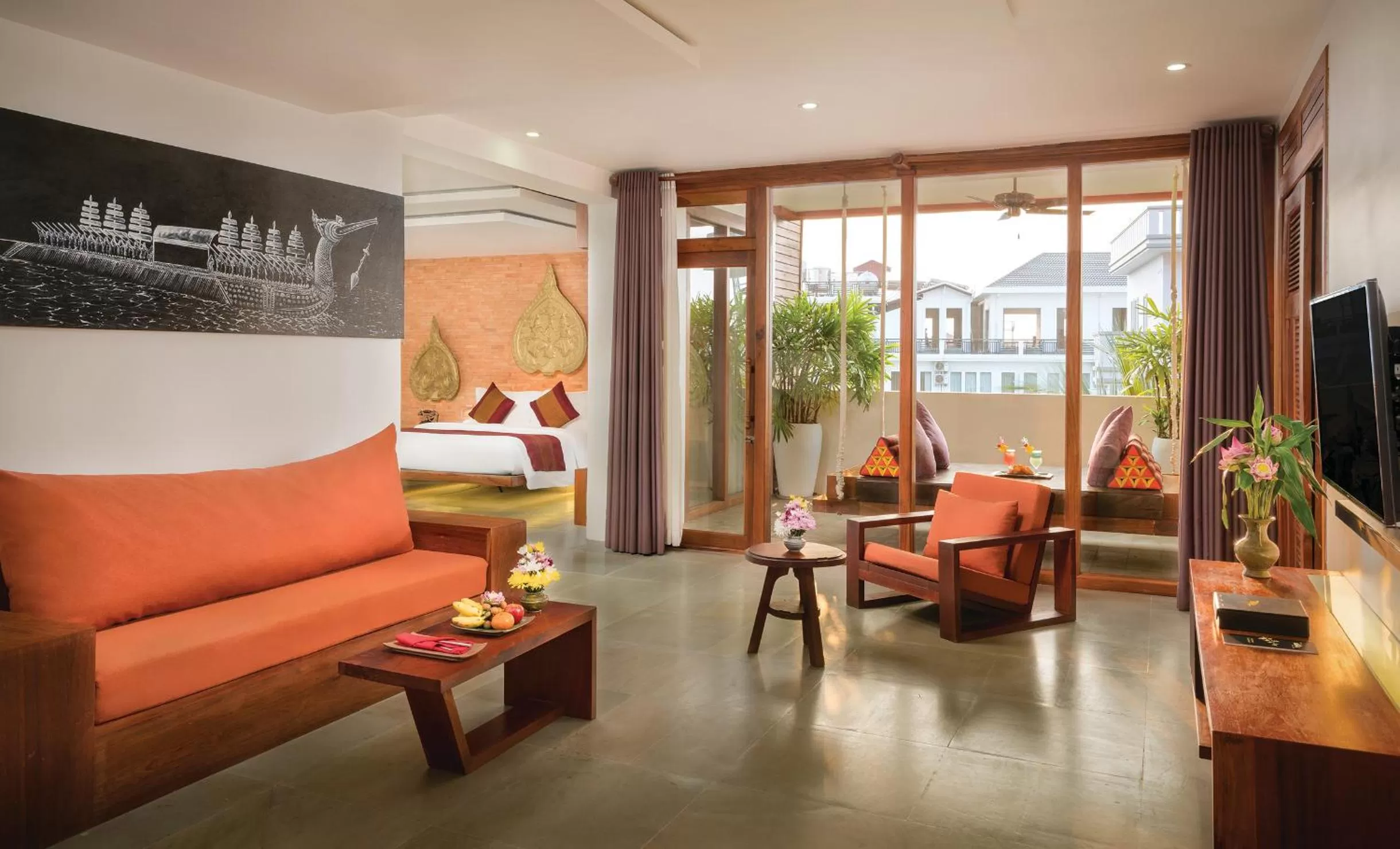 Royal Suite - Free USD20 Credit Spa in Golden Temple Residence