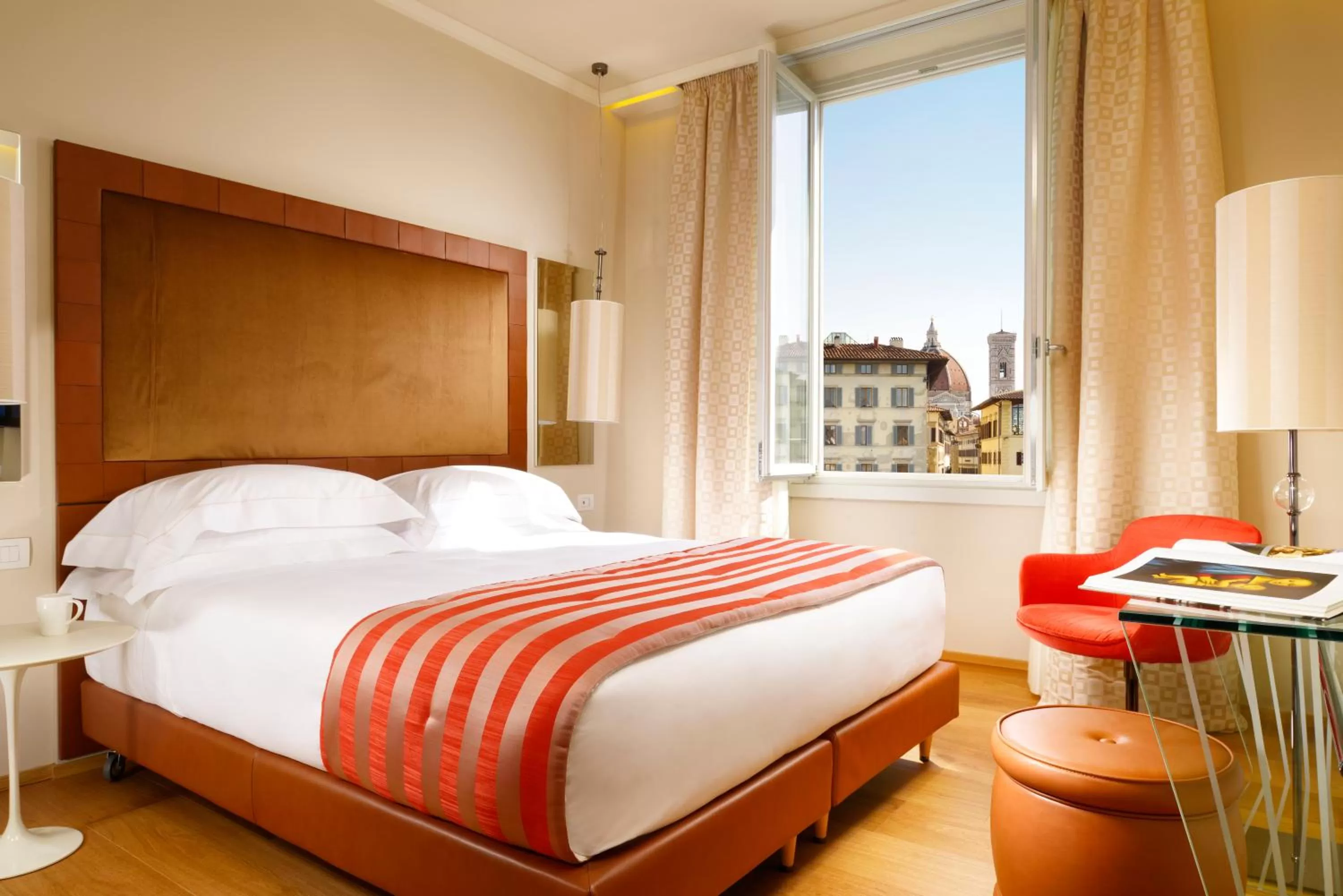 Premium Double Room with City View in Grand Hotel Minerva