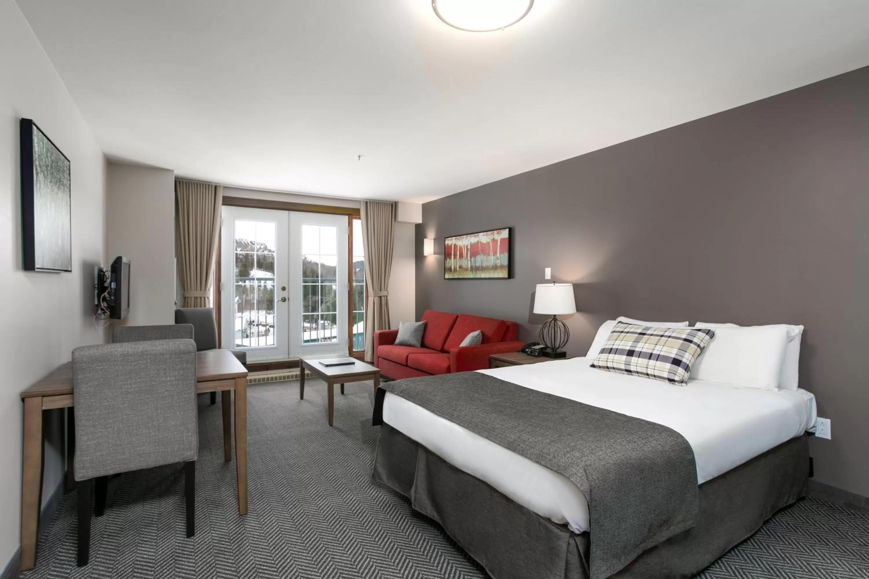 Standard Queen Room in Tour des Voyageurs