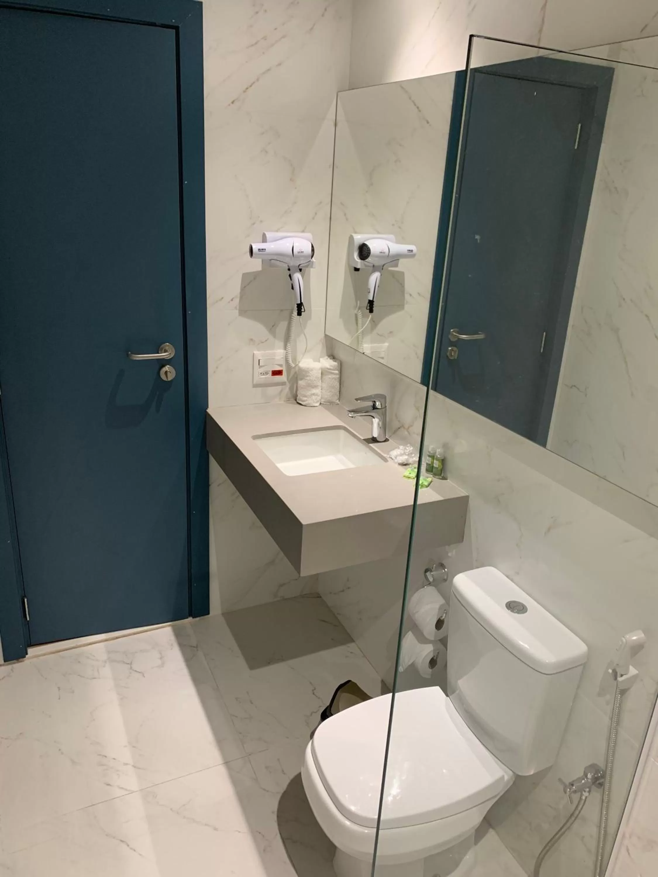 Superior Quadruple Room in Regency Copacabana Hotel