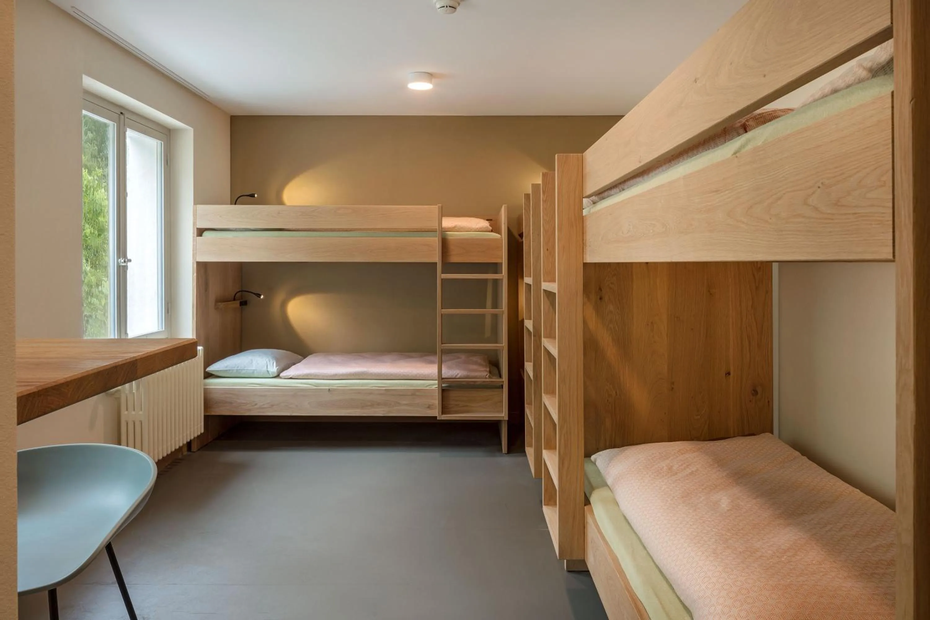 Bed in 6-Bed Mixed Dormitory Room with Shared Bathroom in Crans-Montana Youth Hostel