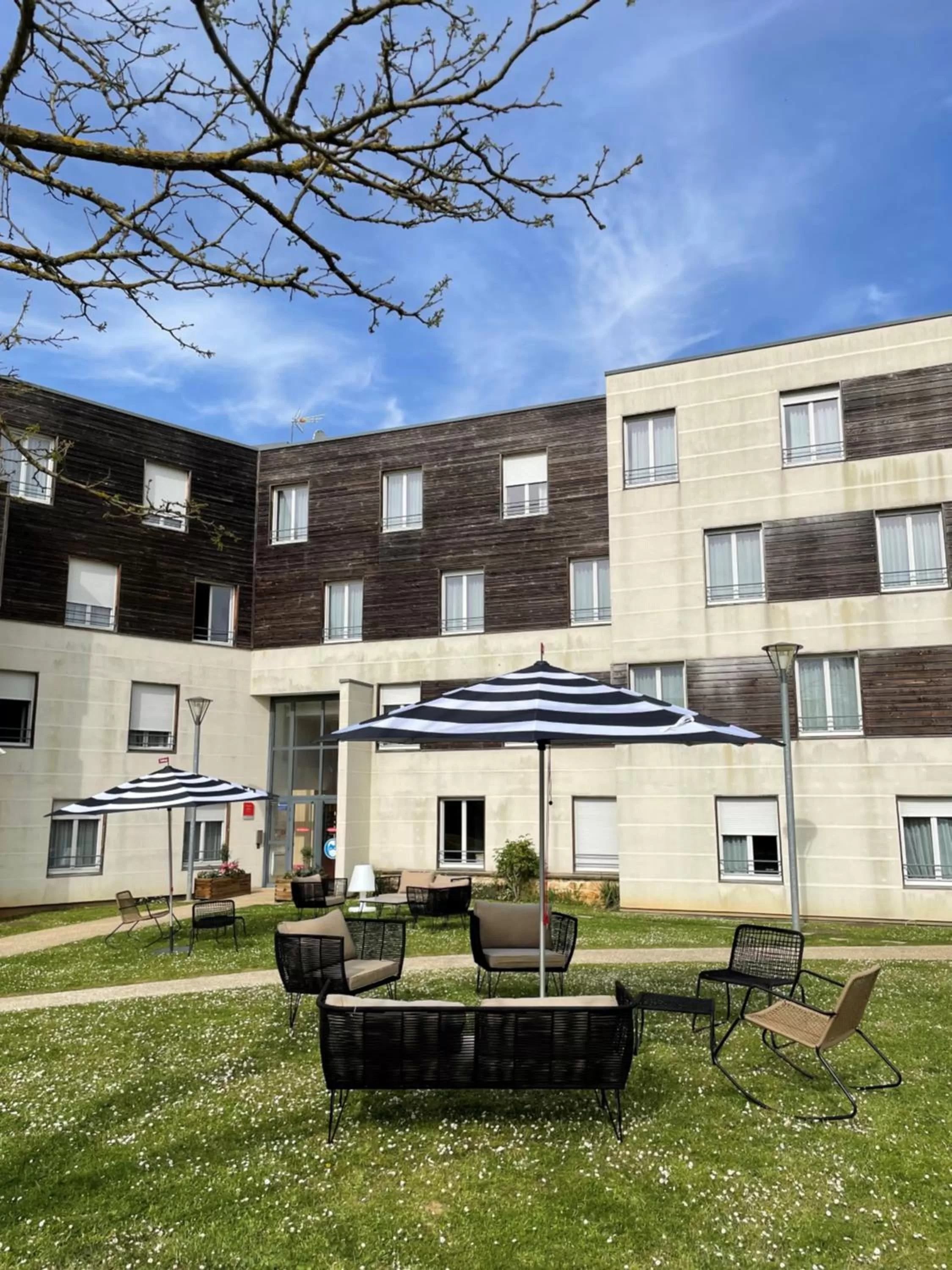 Residhome Paris Saclay " Bures sur Yvette "