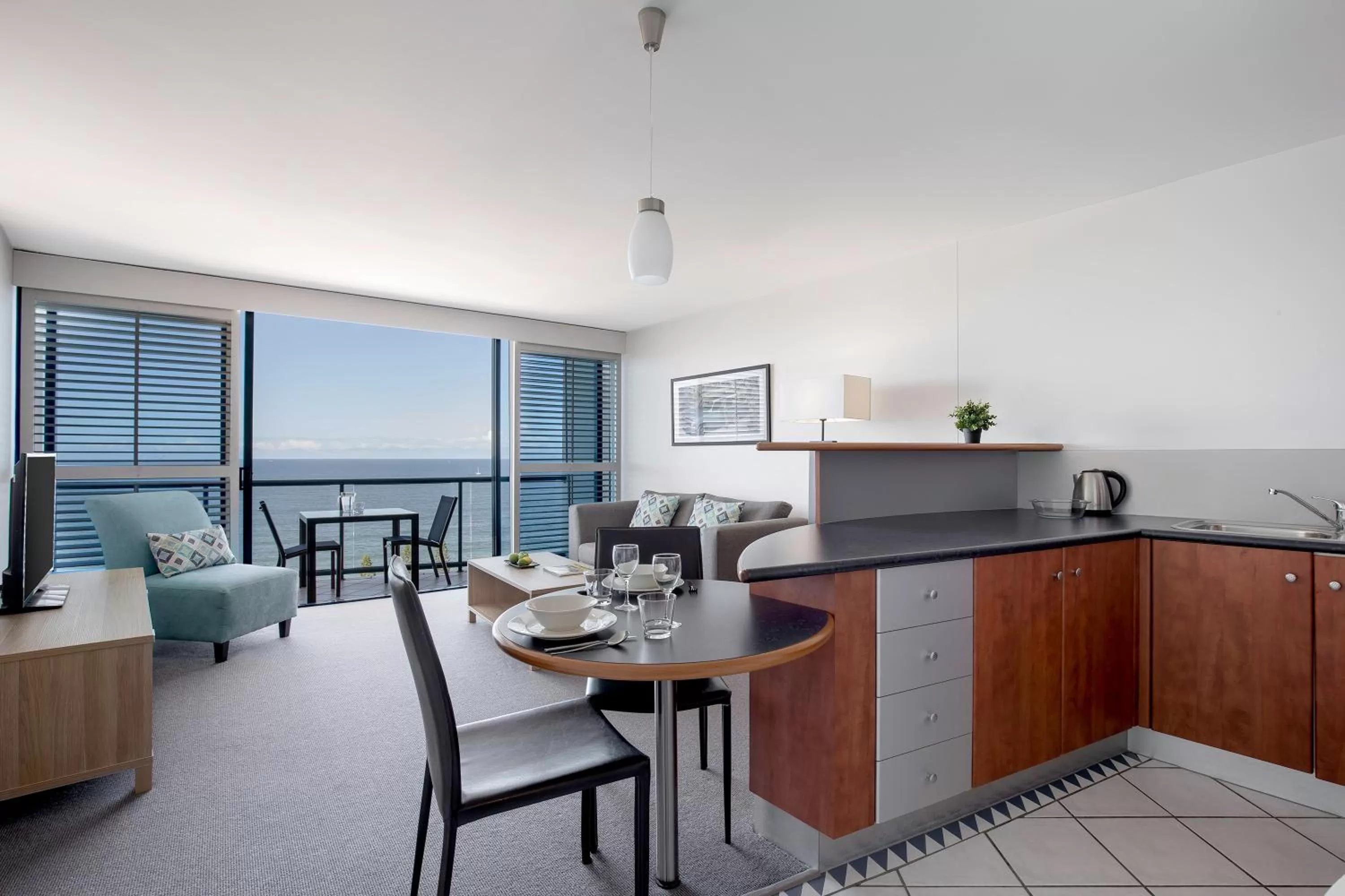 One Bedroom Ocean View Apartment in Mantra Mooloolaba Beach