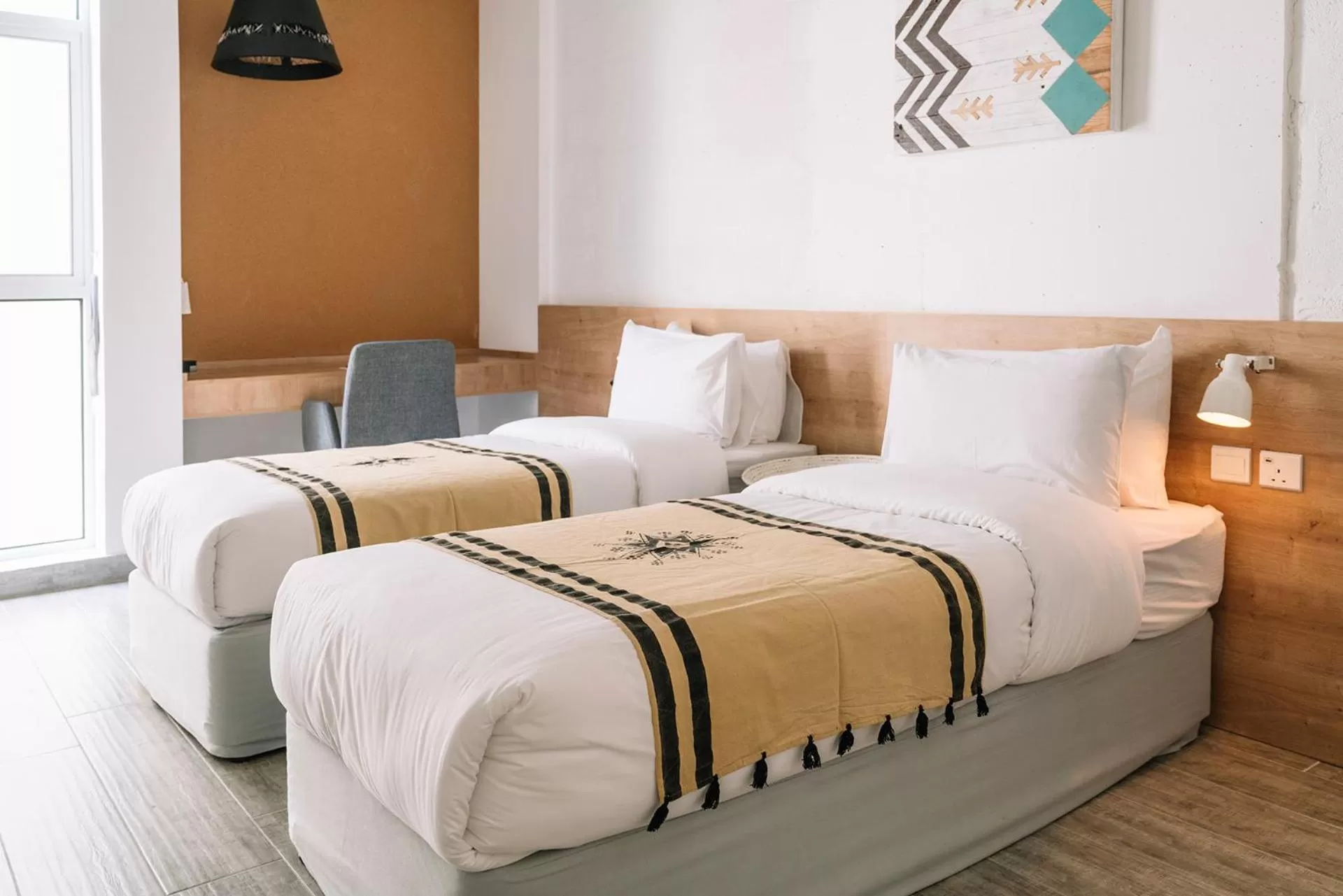 Standard Twin Room in Nuzl Shada Hotel