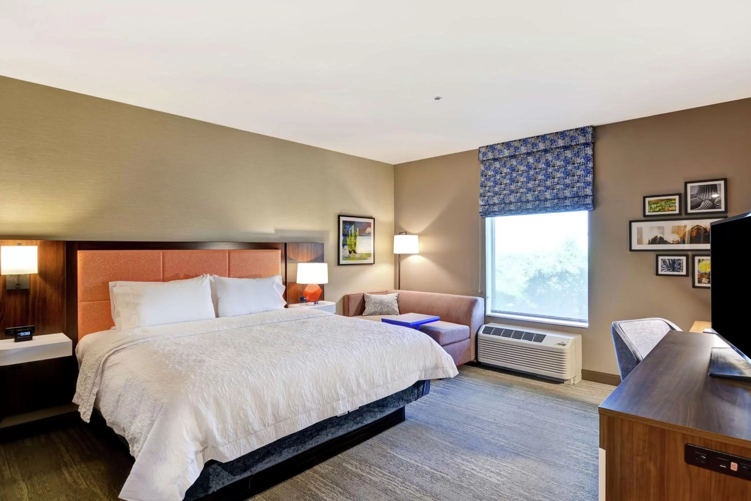 King Room - Mobility Access/Non-Smoking in Hampton Inn & Suites Tucson Marana