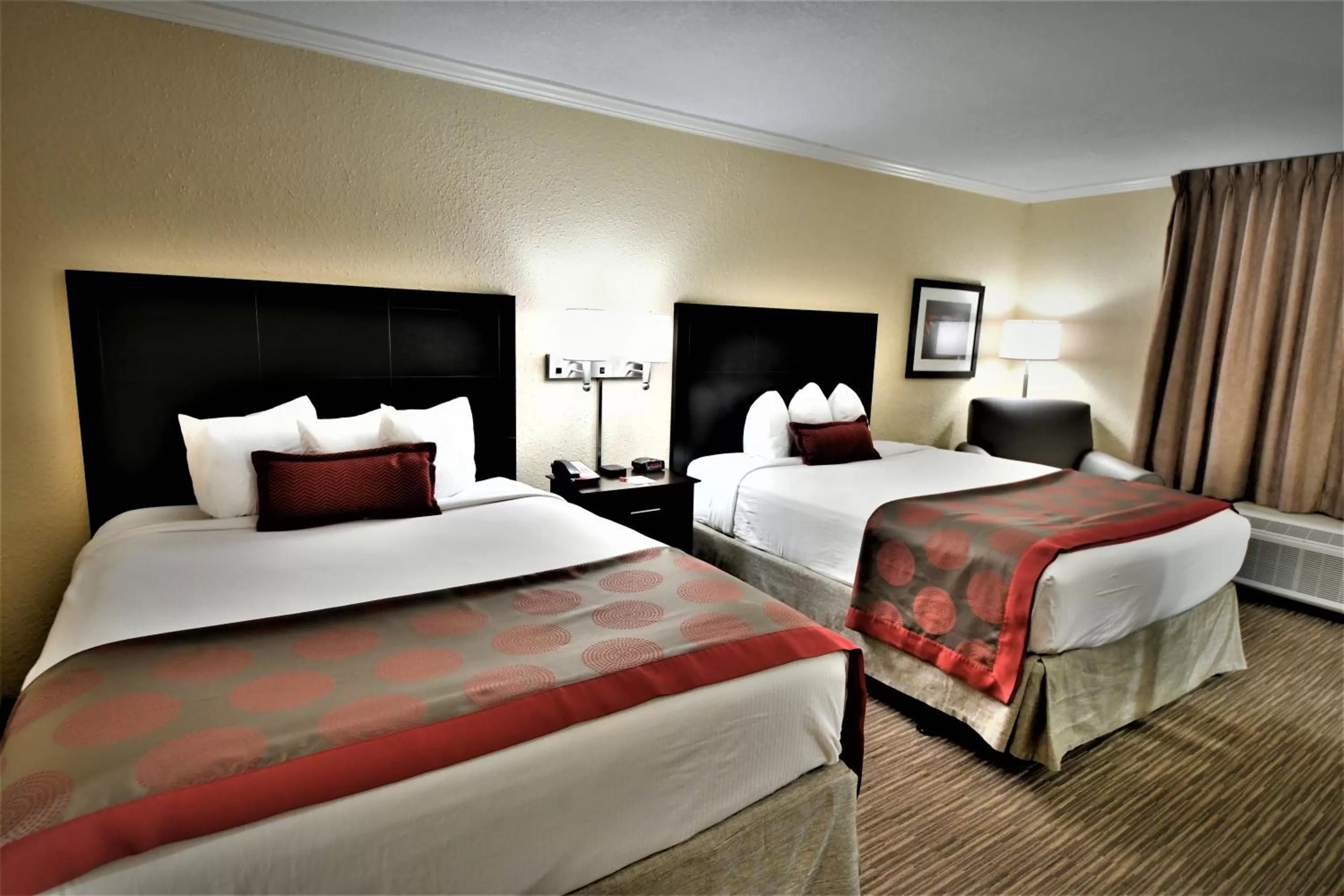 Queen Room with Two Queen Beds in Ramada by Wyndham Jacksonville Hotel & Conference Center