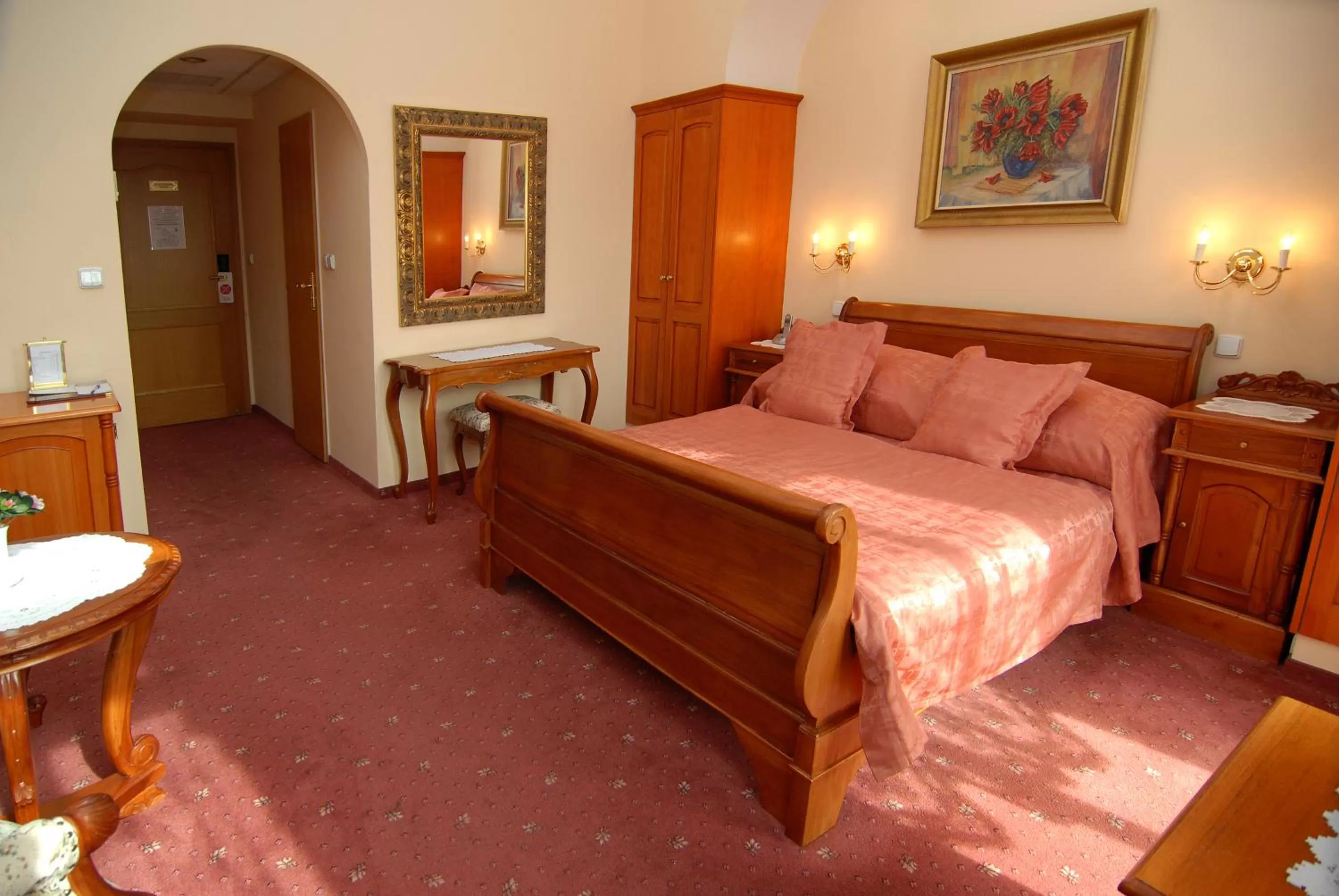 Relax Double Room in Hotel Opera