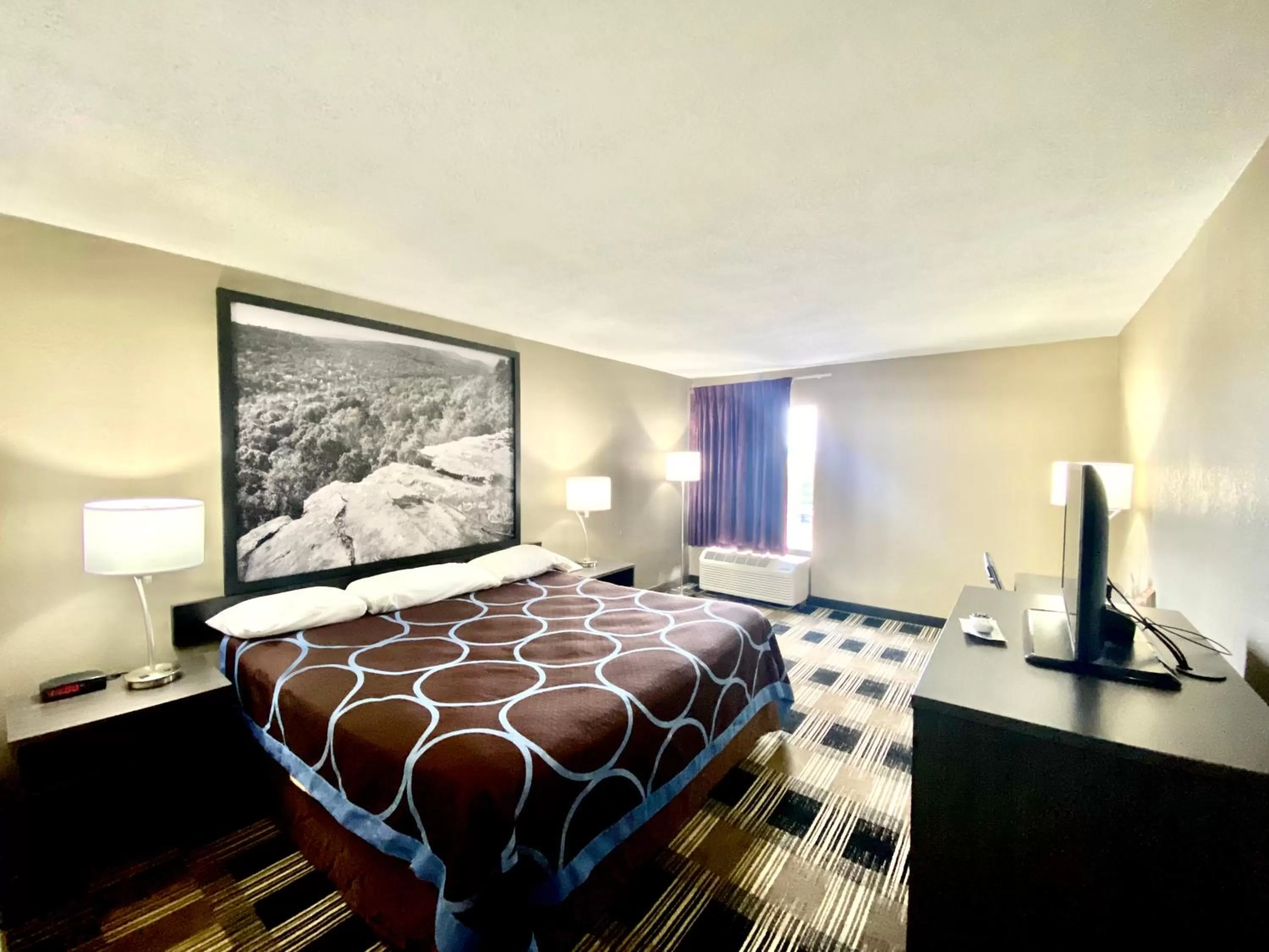 King Room - Mobility Access/Non-Smoking in Super 8 by Wyndham Conway