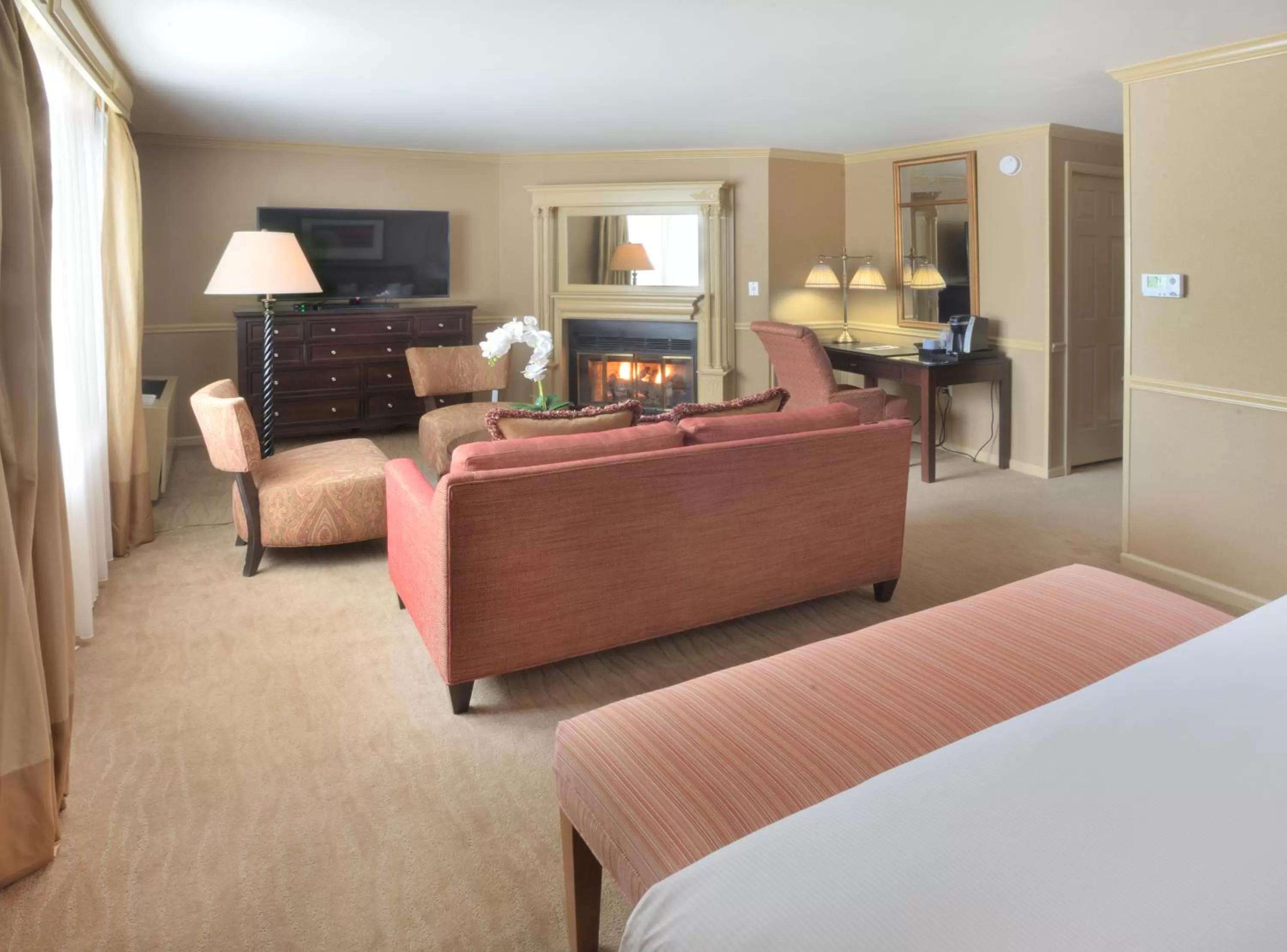 King Suite in Lambertville Station Inn