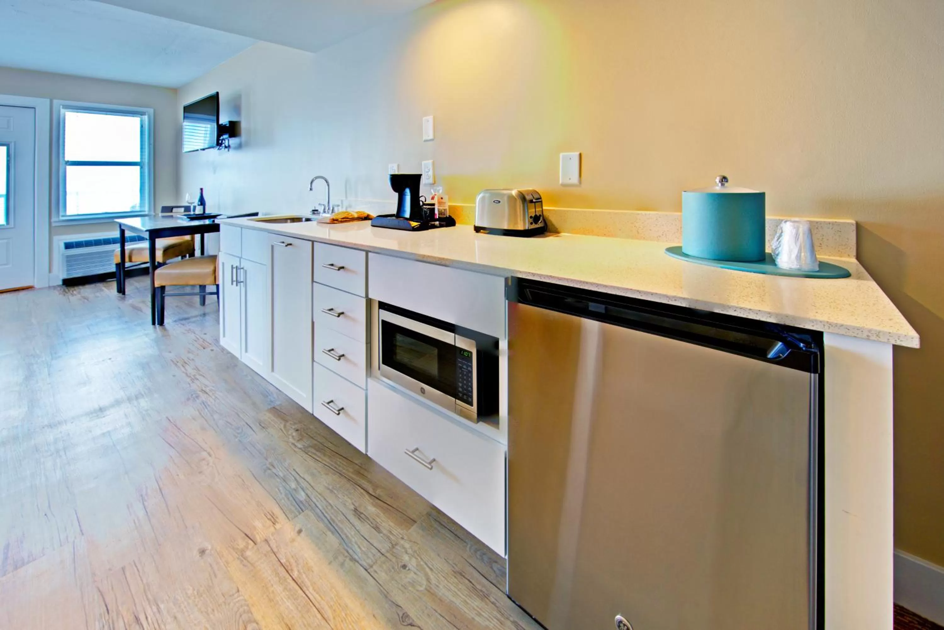 Ocean Front Suite Two Queen Beds with Balcony in Commander Hotel & Suites