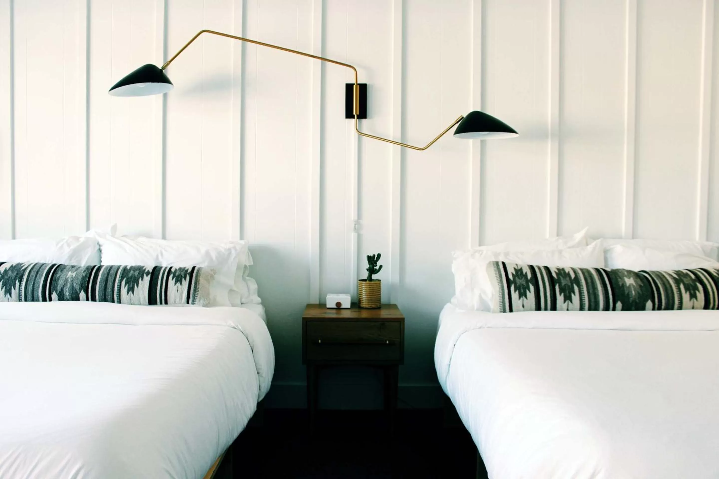 Standard Two Queen in Amigo Motor Lodge