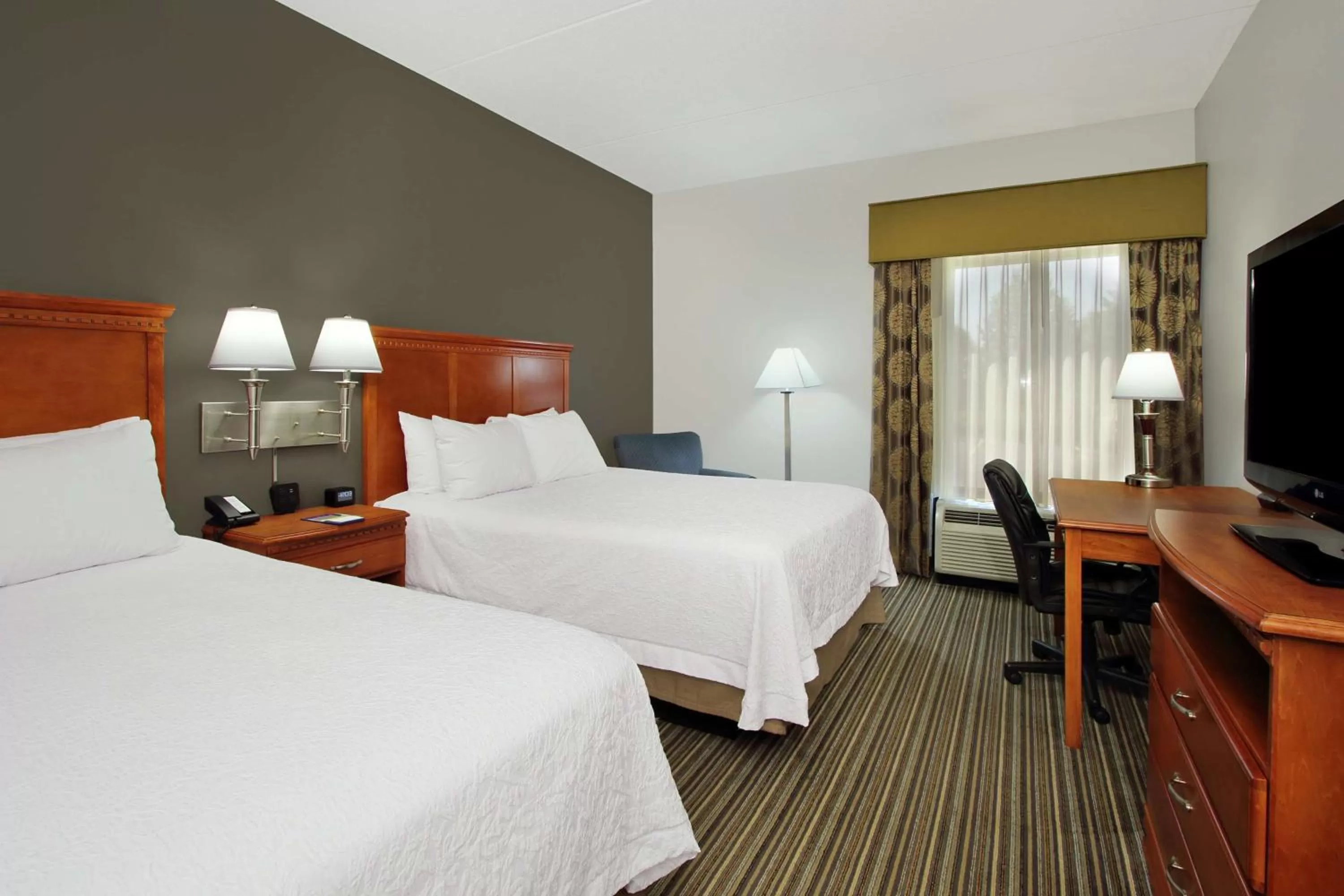 Room with Two Queen Beds - Non-Smoking in Hampton Inn Ashtabula