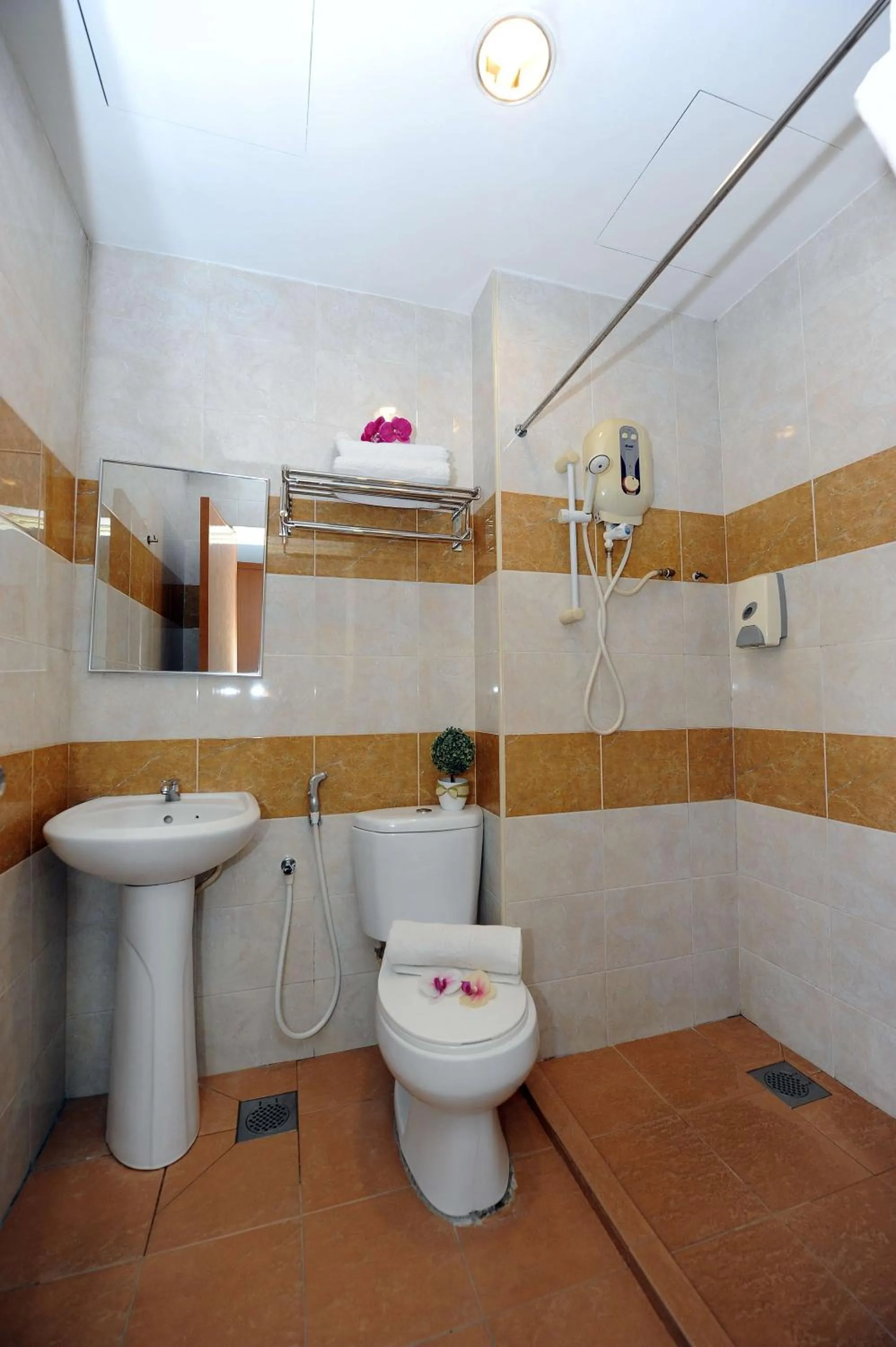 Twin Room in Palm Inn Ampang Point