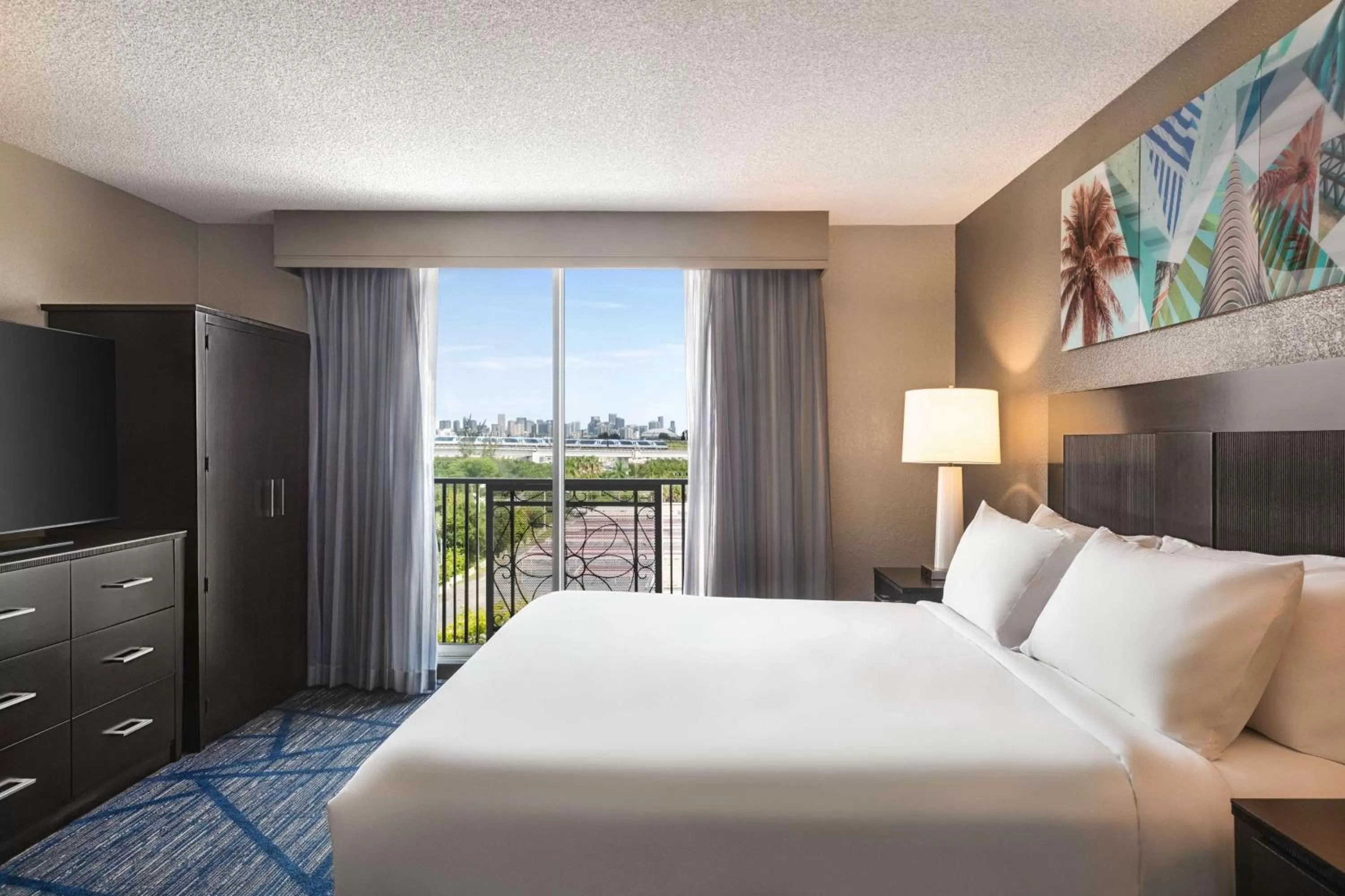 Premium King Suite - Mobility/Hearing Accessible in Embassy Suites by Hilton Miami International Airport
