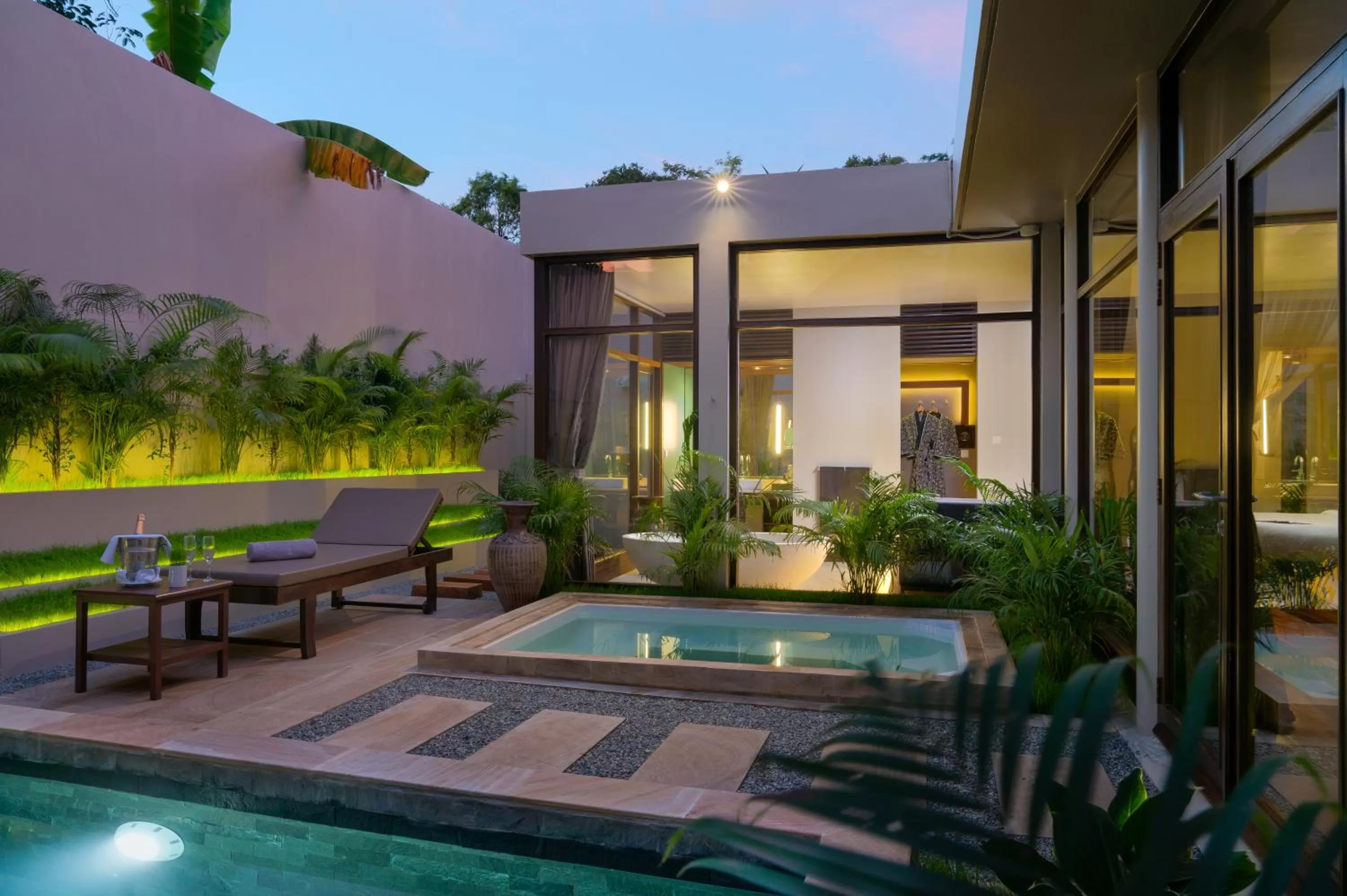 Residence Suite in Heritage Suites Hotel