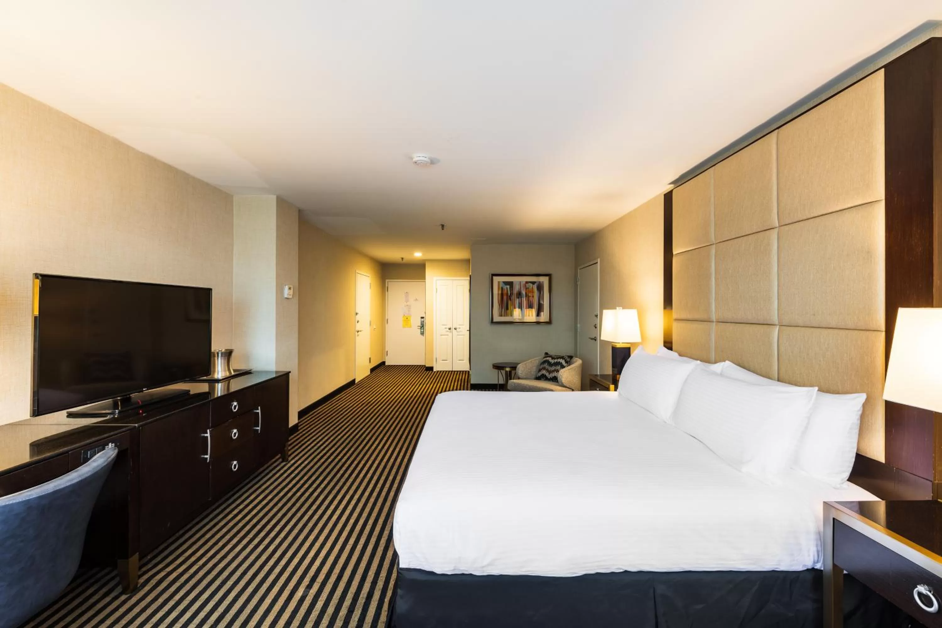 King Room - Disability Access/Non-Smoking in APA Hotel Woodbridge