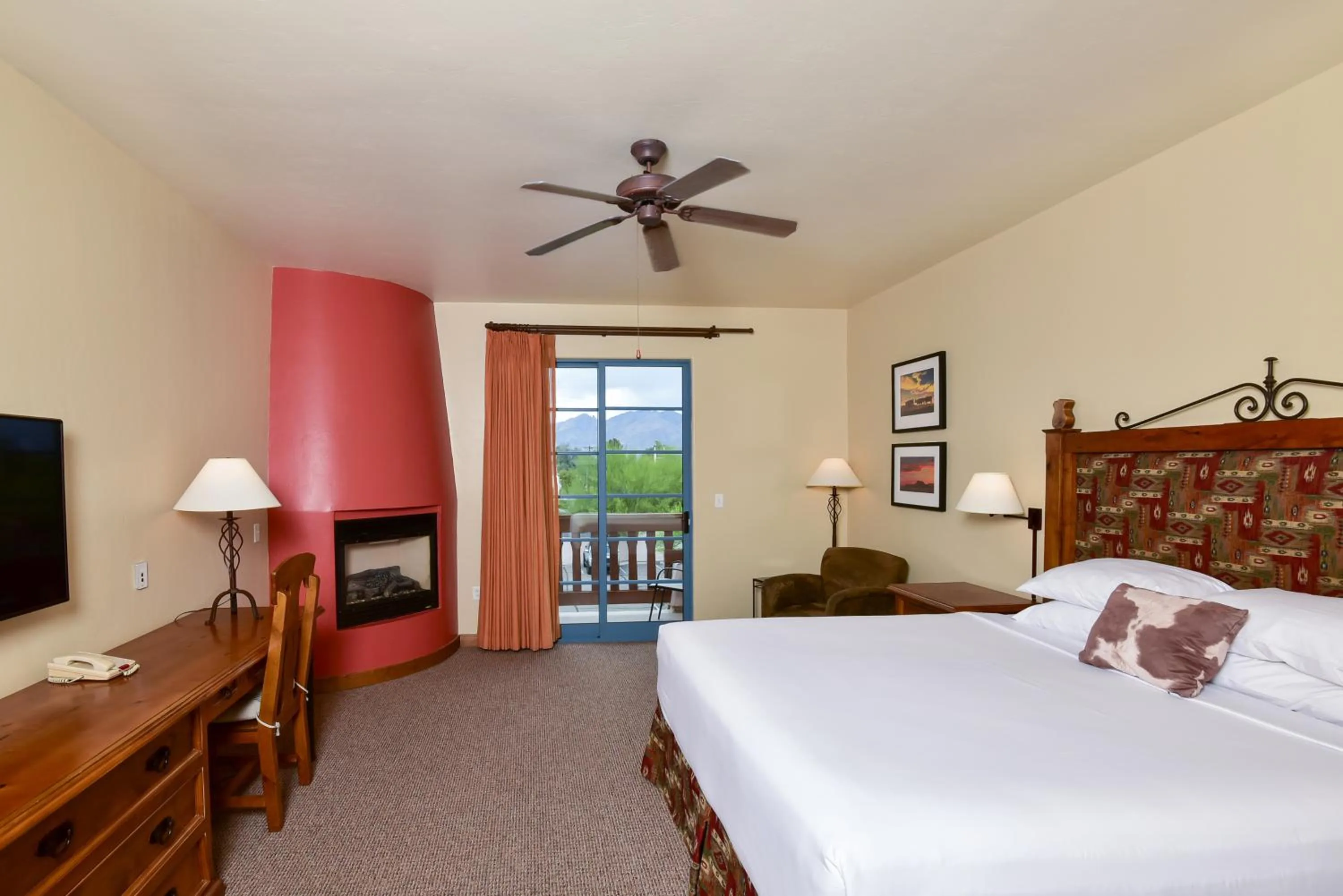 Superior King Room in Lodge On The Desert