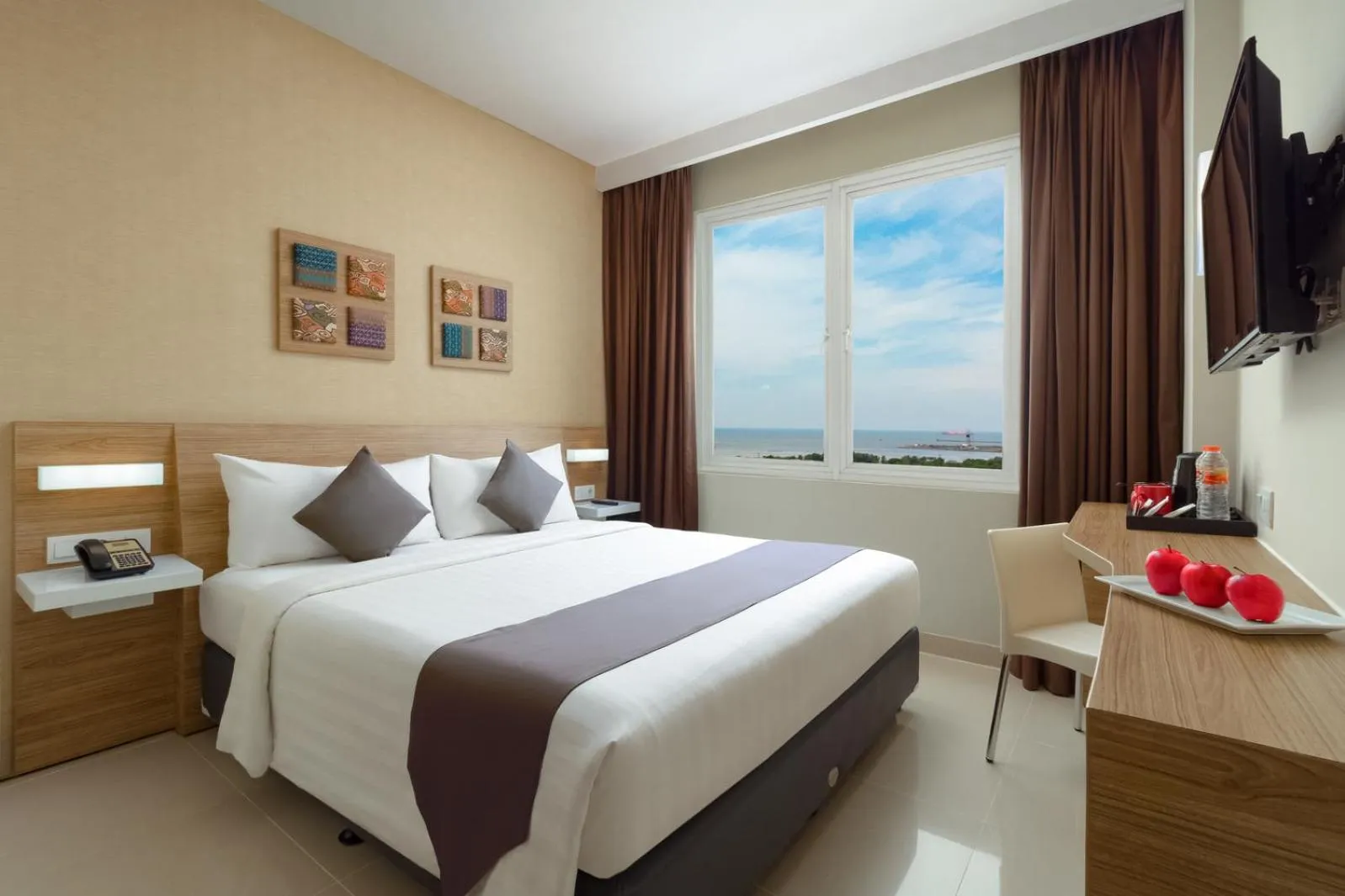 Standard  Room in Hotel NEO Cirebon by ASTON