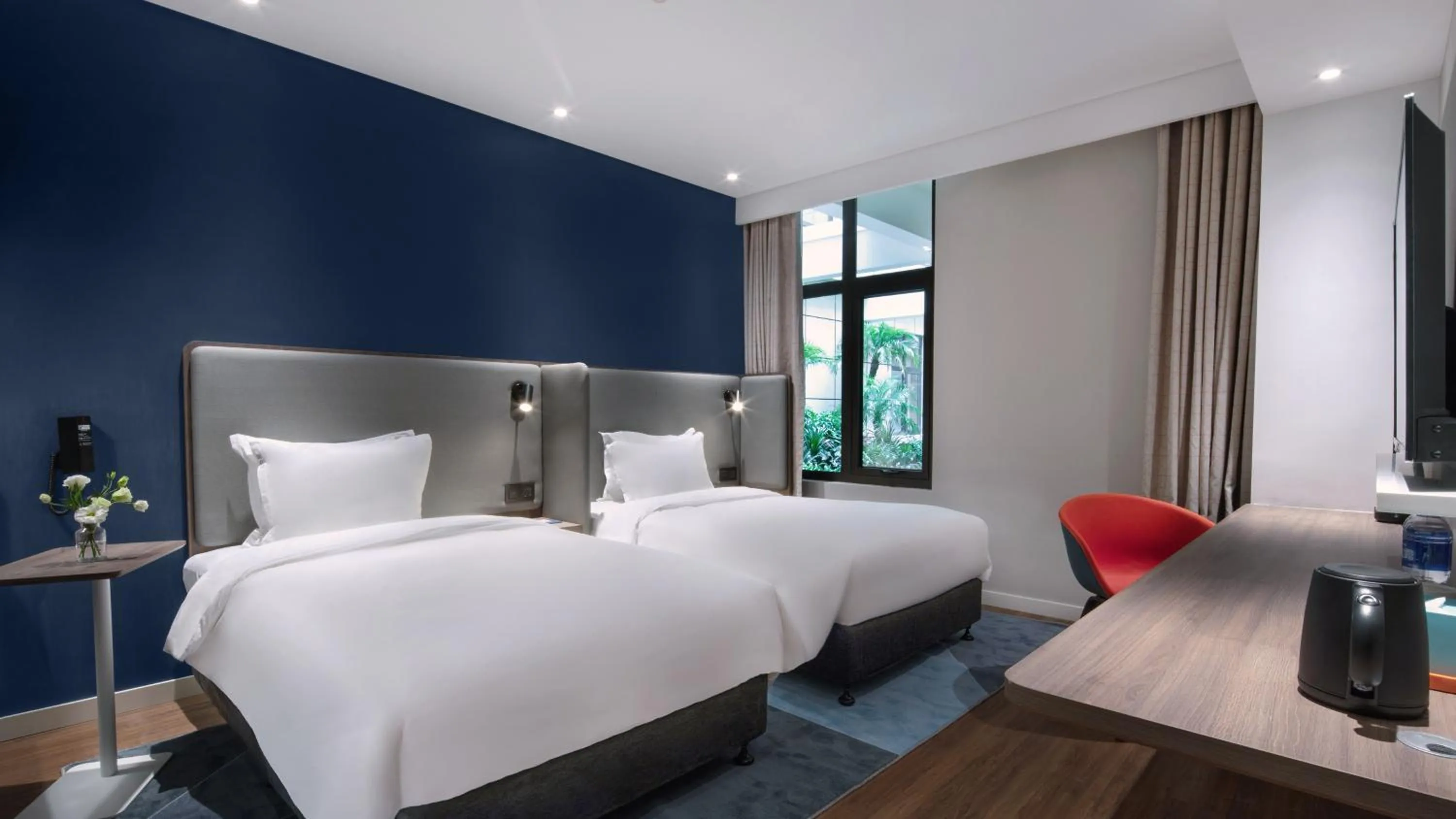 Standard Room in Holiday Inn Express Shanghai Hongqiao North by IHG