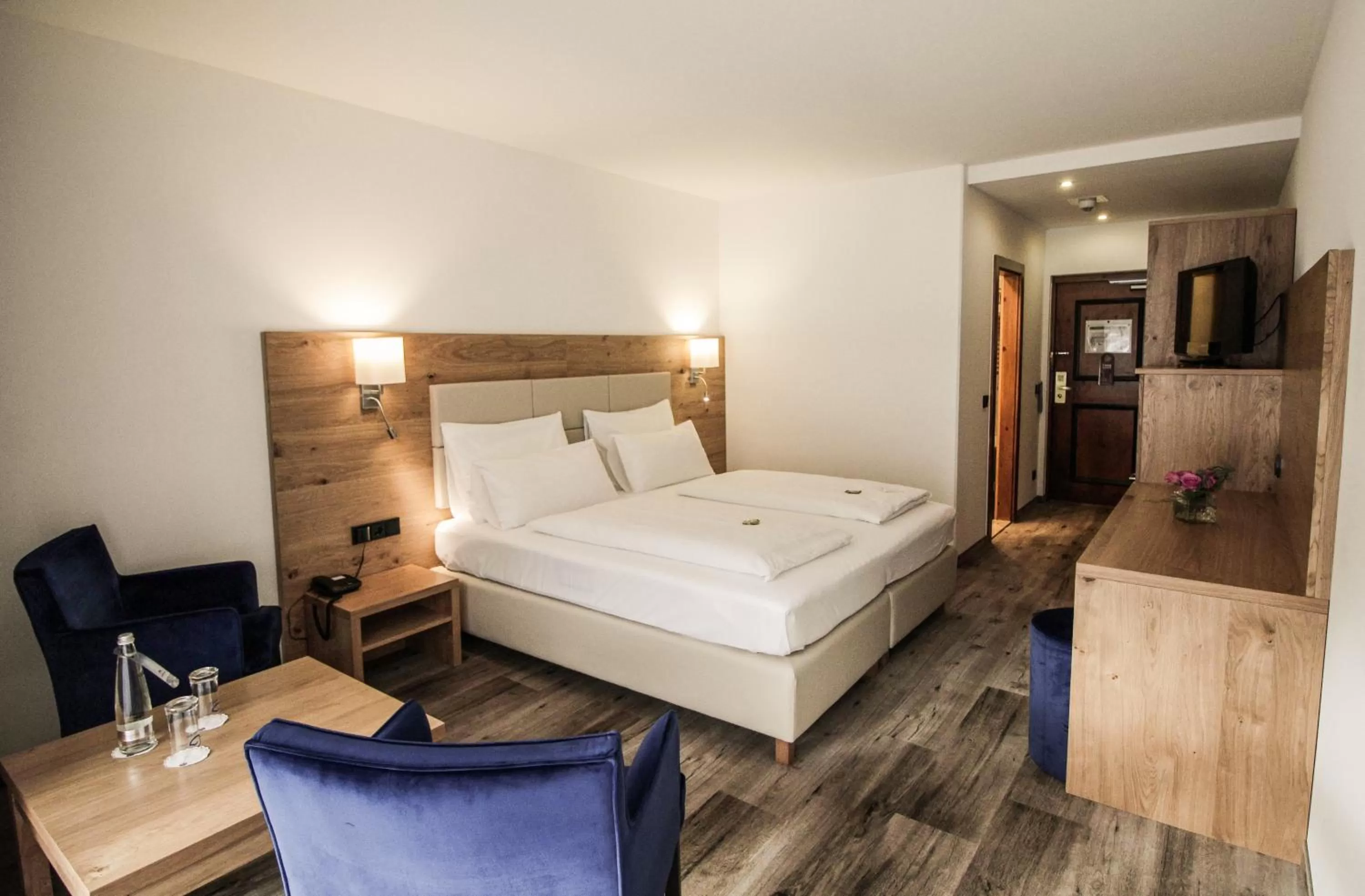 Double Room with Balcony in Riessersee Hotel