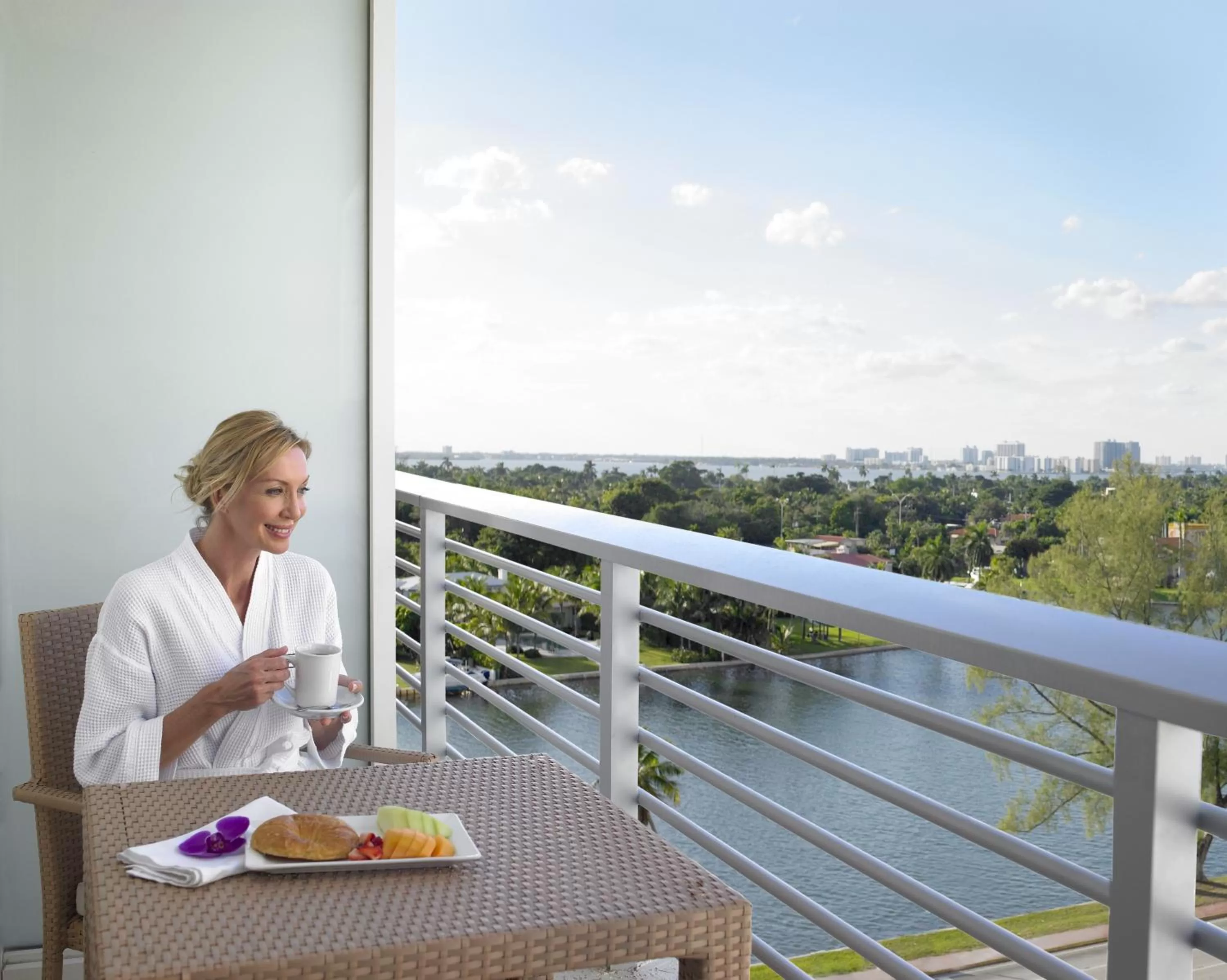 King Suite with Bay View in Grand Beach Hotel