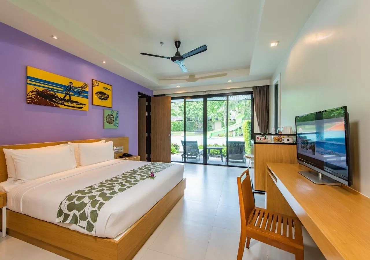 Two Bedroom Family Suite with Pool View - Daily Free Mini-bar in Holiday Ao Nang Beach Resort, Krabi