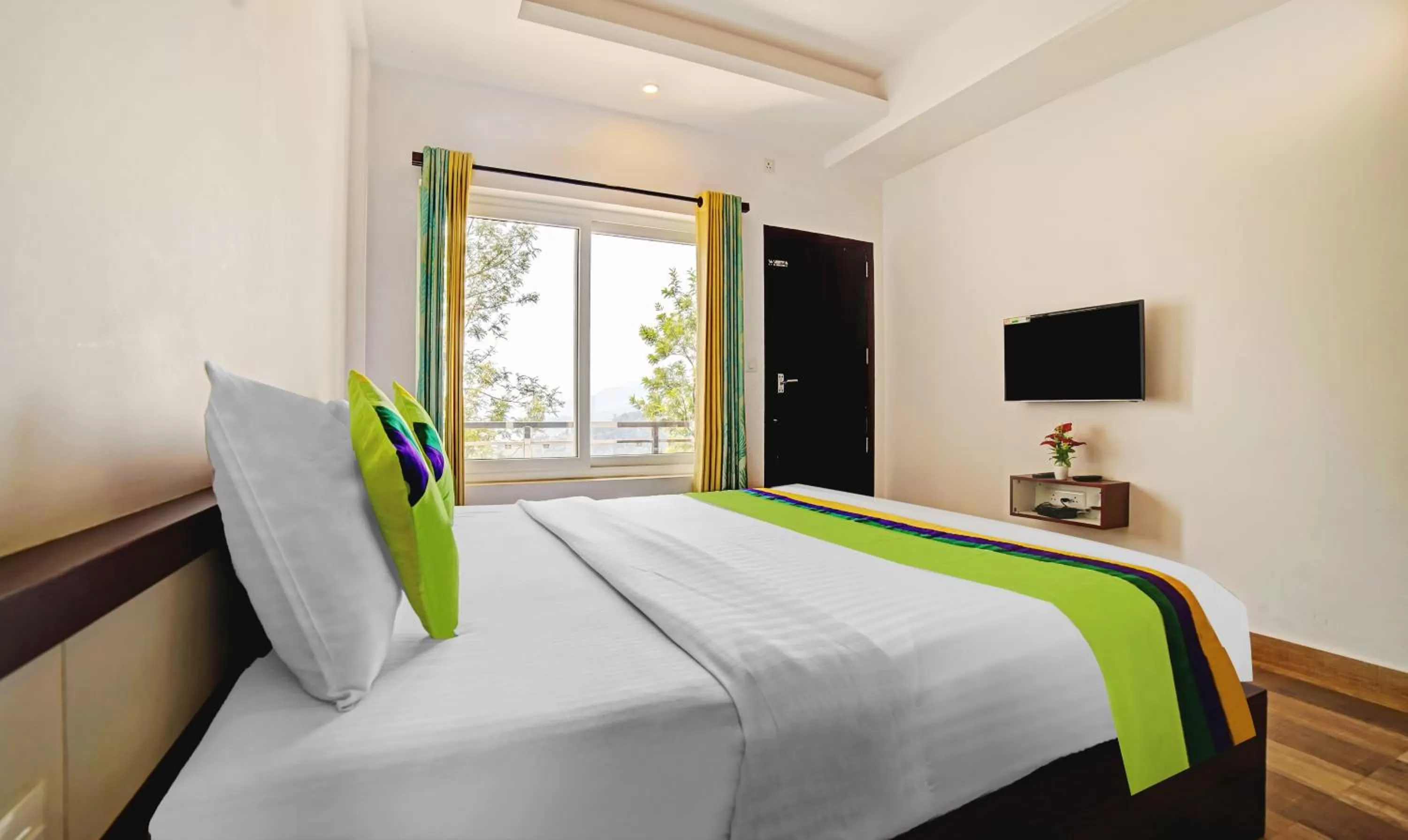 Deluxe Room with Mountain View in Treebo Wanderlust Residency With Mountain View