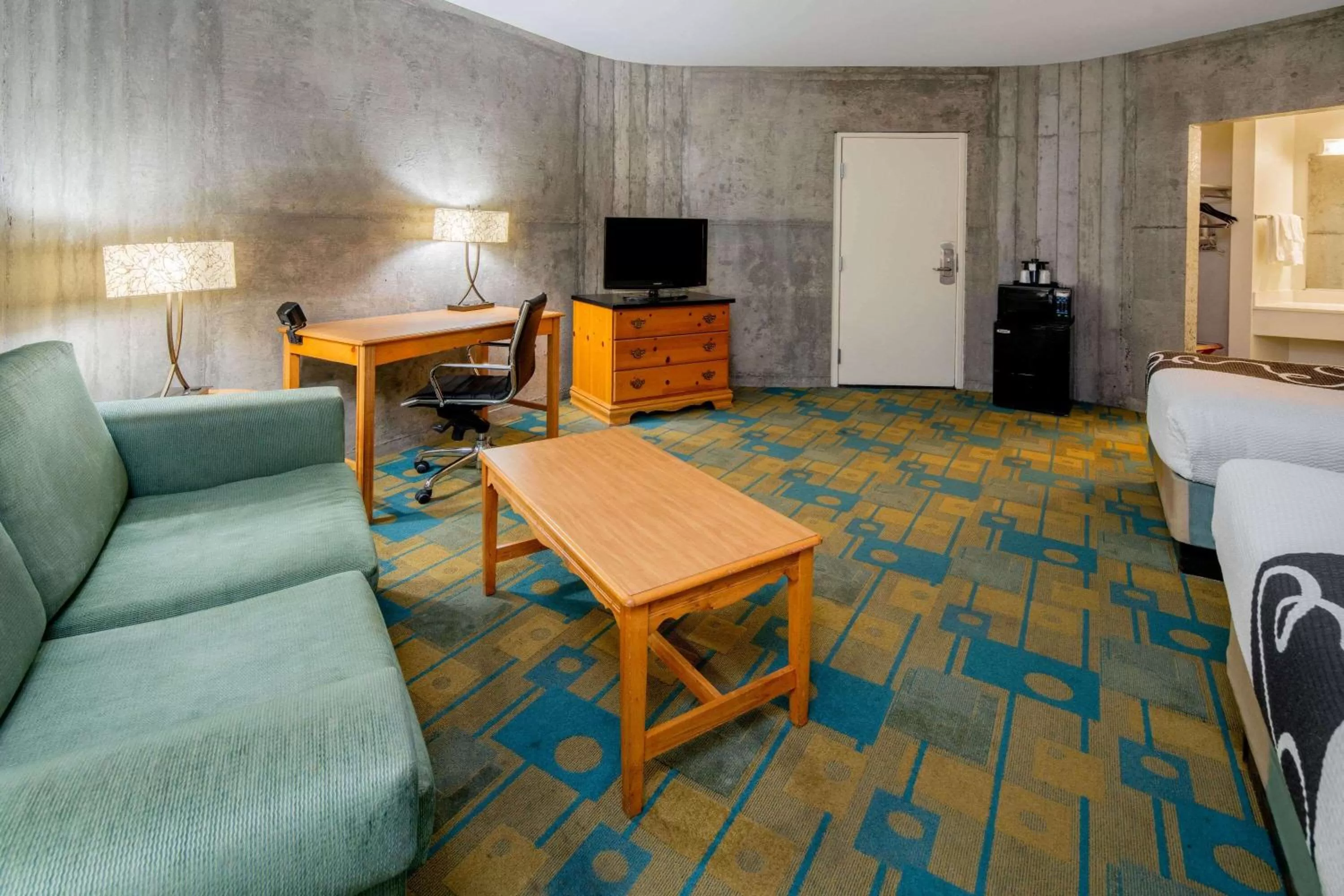 Executive Double Room with Two Double Beds - Non-Smoking in La Quinta Inn & Suites by Wyndham Irvine Spectrum