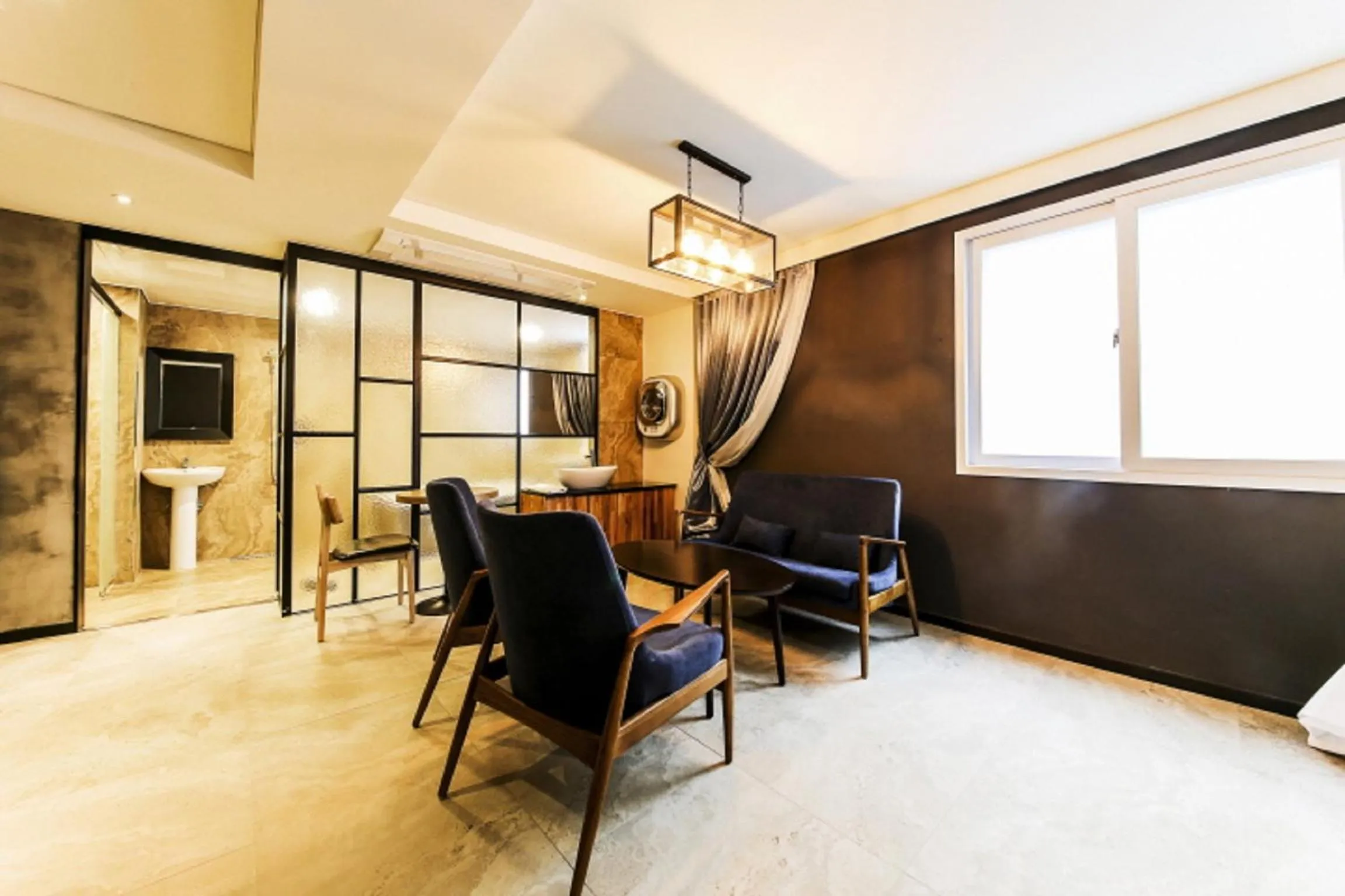 Large Suite in Hotel Cacao