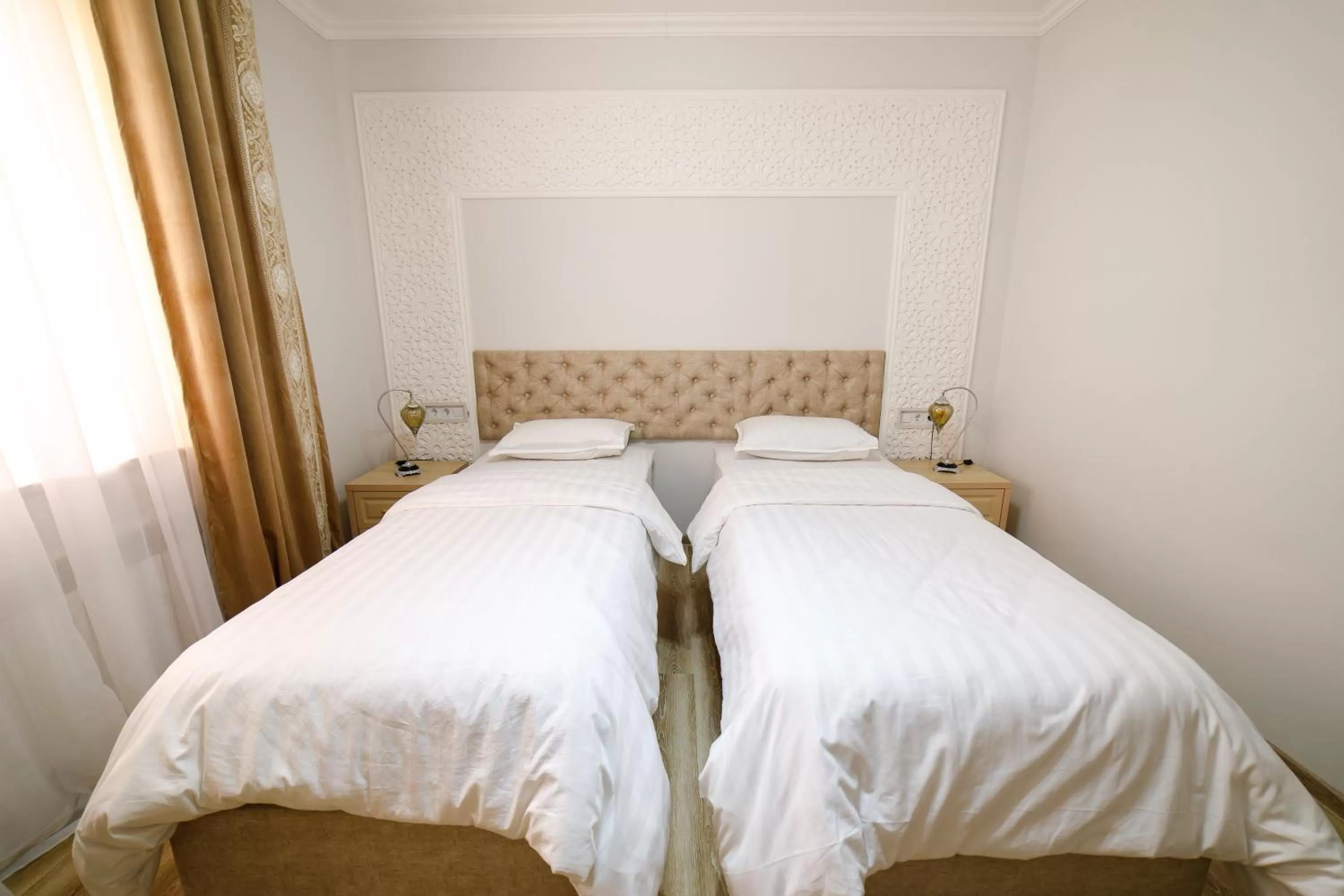 Double or Twin Room with Shower - single occupancy in Khans Palace Hotel
