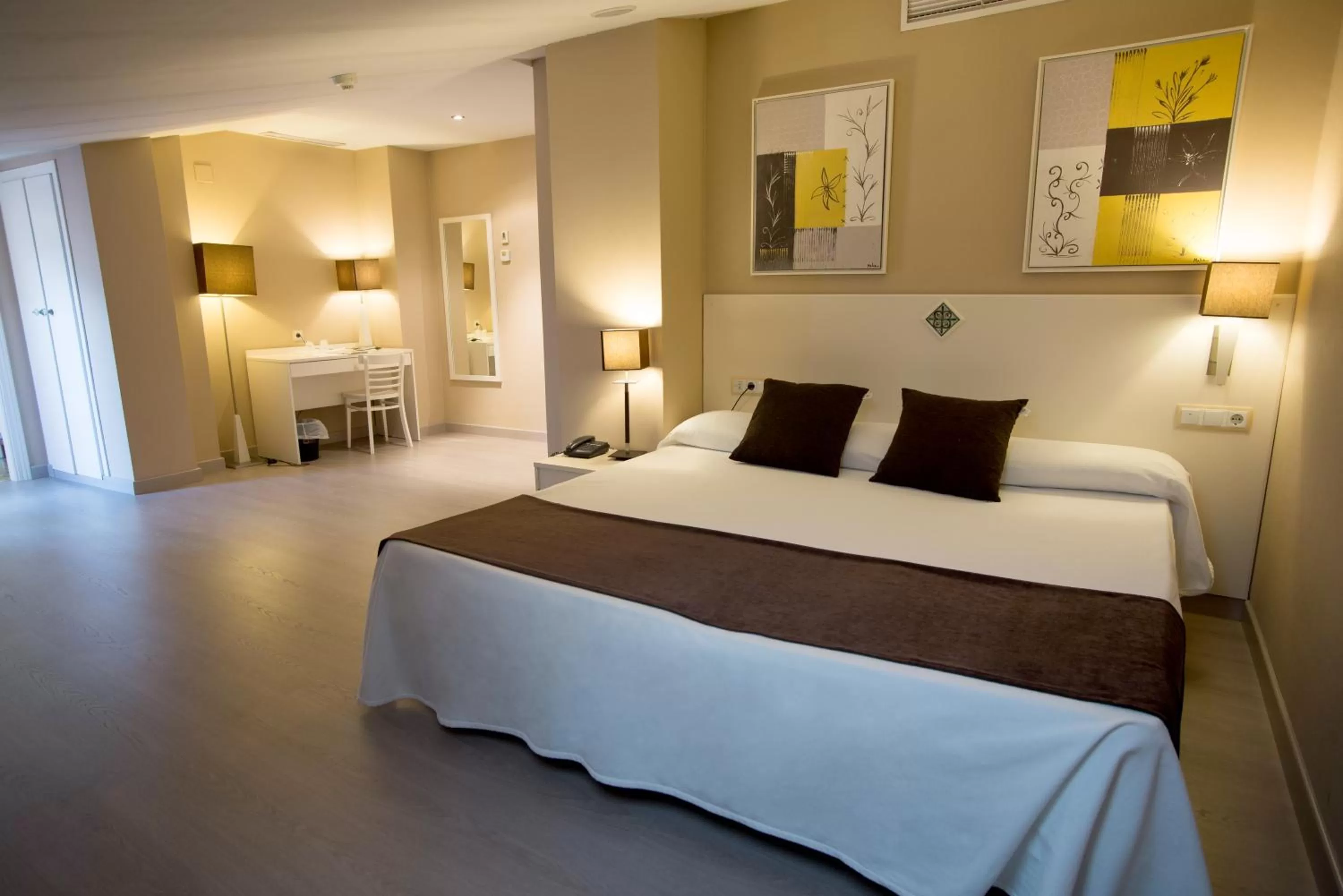 Photo of the whole room, Bed in Hotel Torico Plaza