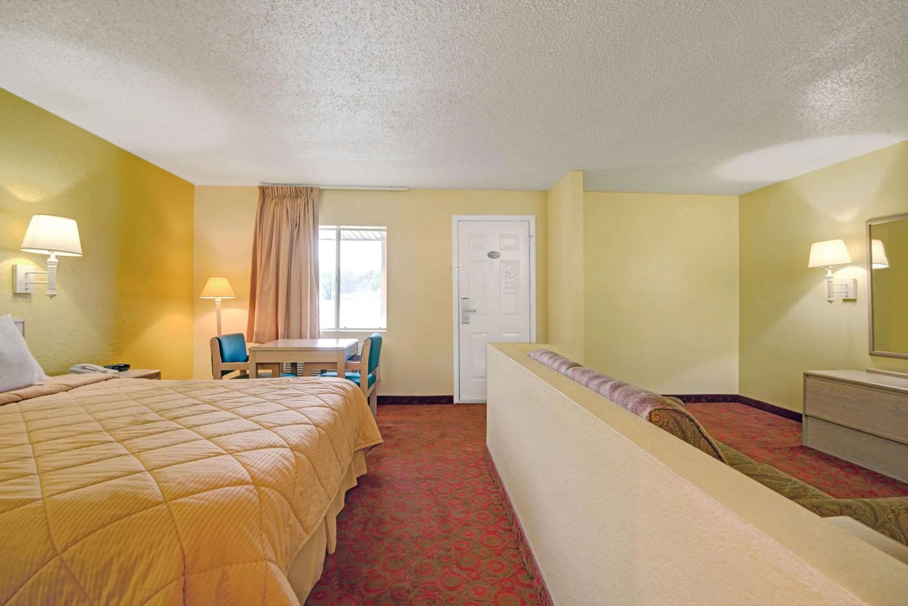 King Suite in White Rock Inn