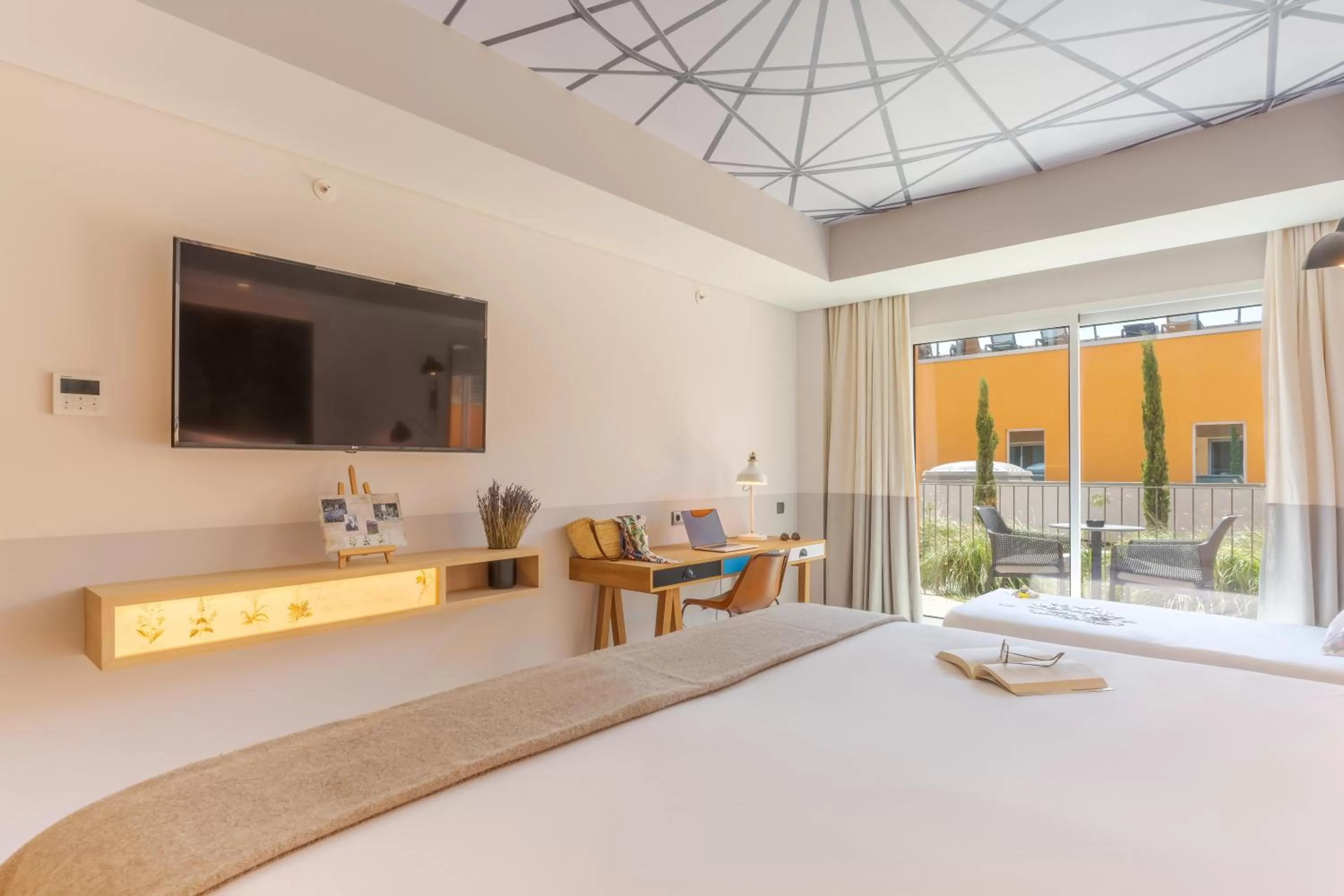 Superior Double Room with Extra Bed in Pestana Douro Riverside - Preferred Hotels & Resorts, Lifestyle