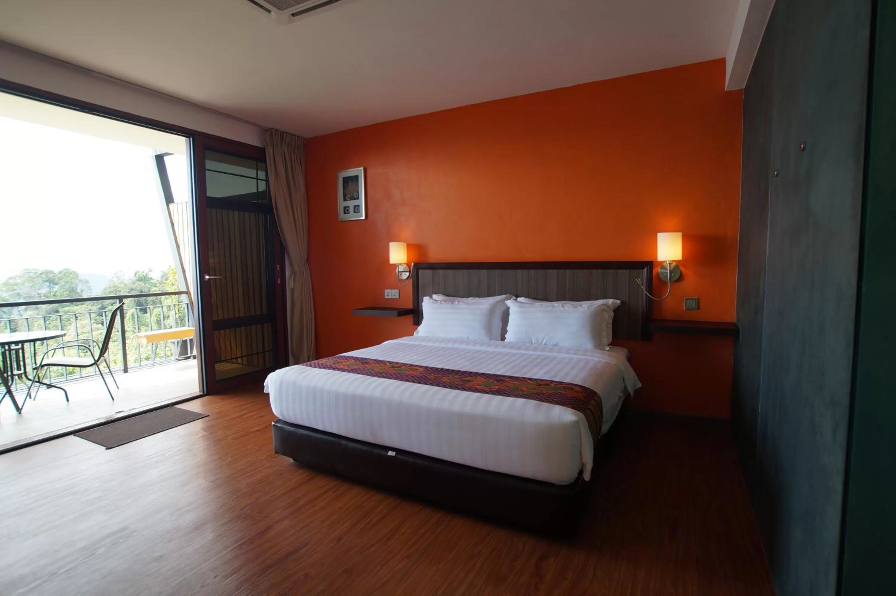 Deluxe King Room in Kokol Haven Resort