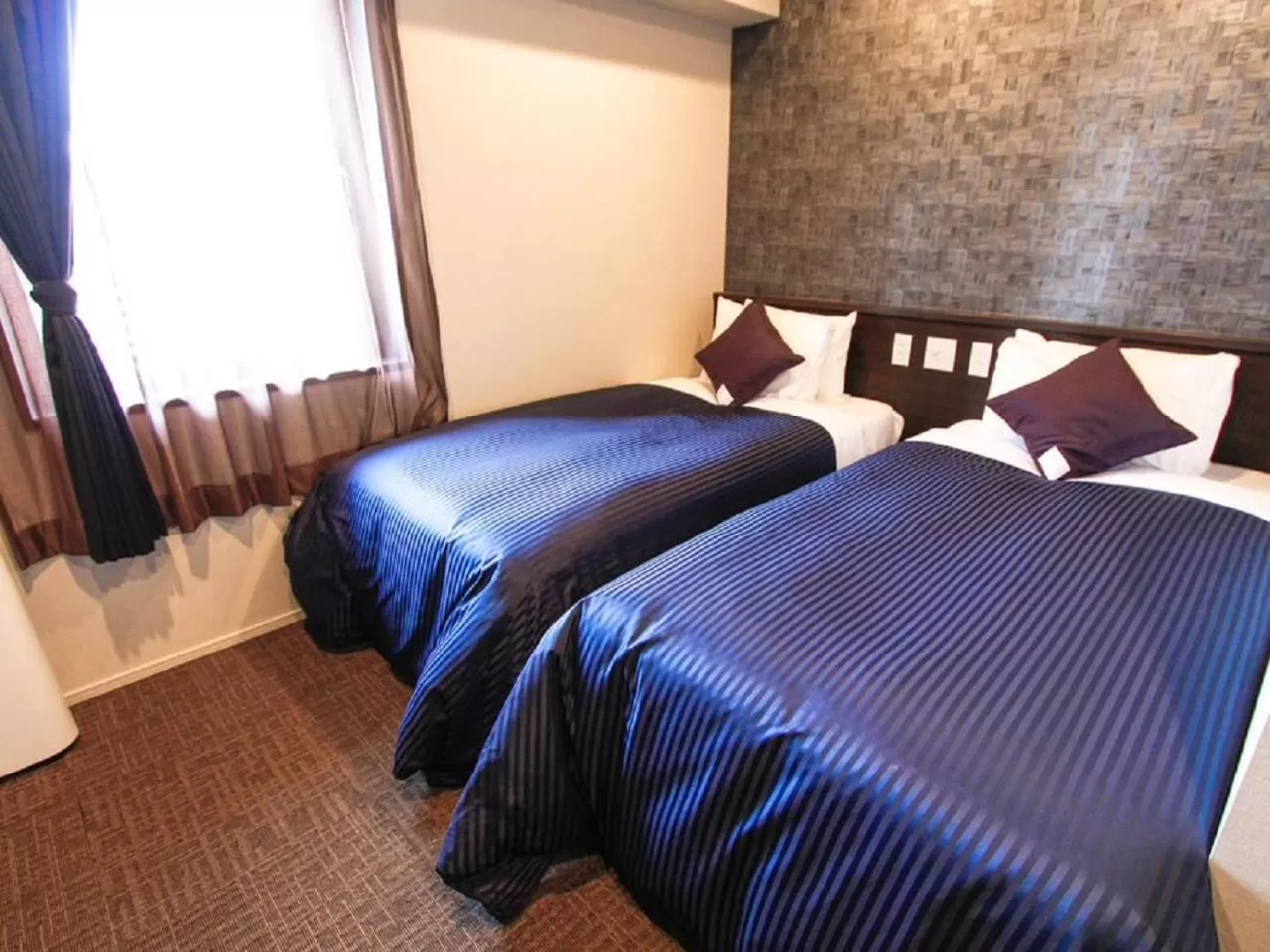 Twin Room - single occupancy - Non-Smoking in HOTEL LiVEMAX Osaka Honmachi