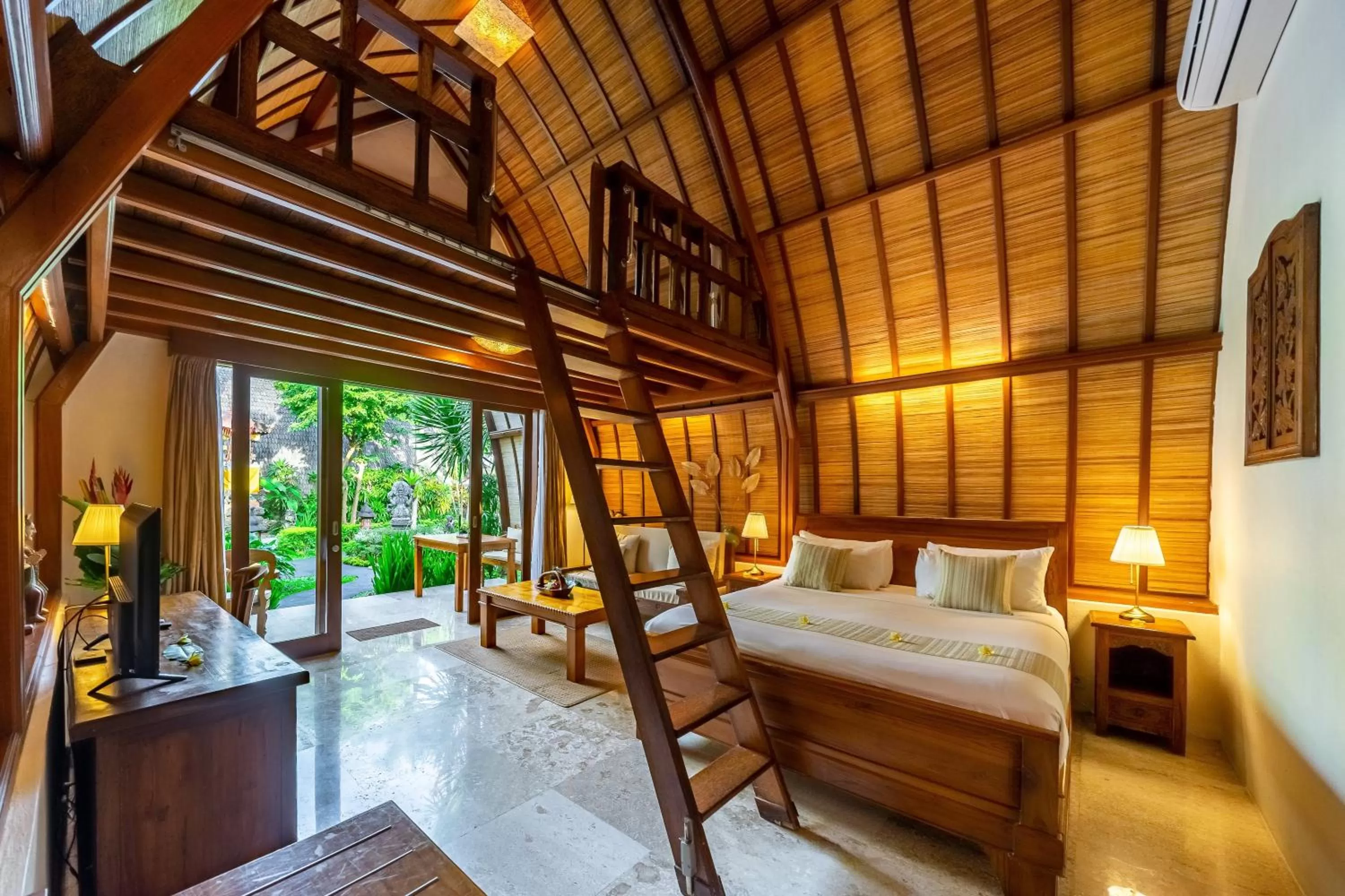 Loft Villa in Klumpu Bali Resort