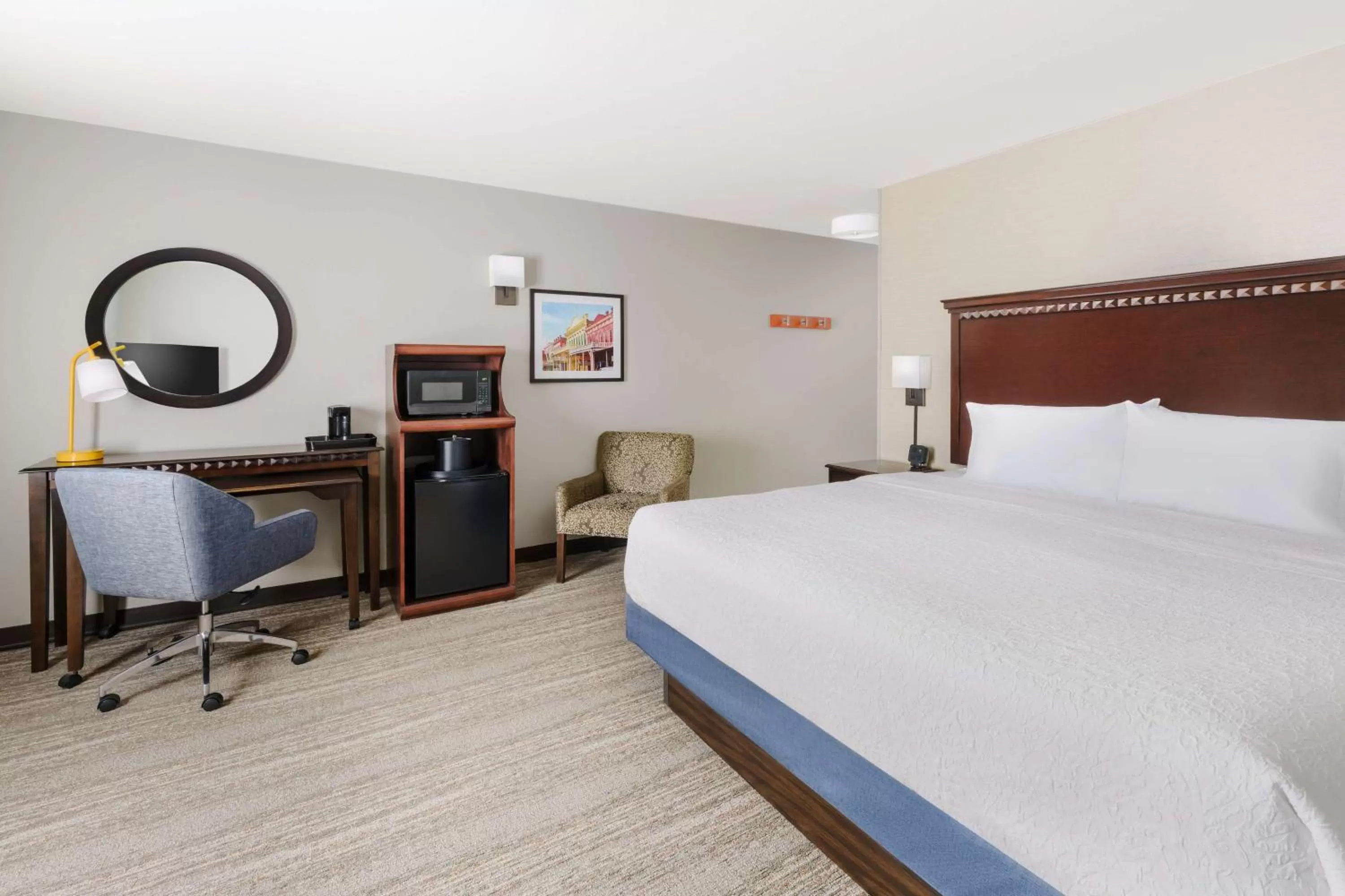 King Room - Hearing Access/Non-Smoking in Hampton Inn & Suites West Sacramento