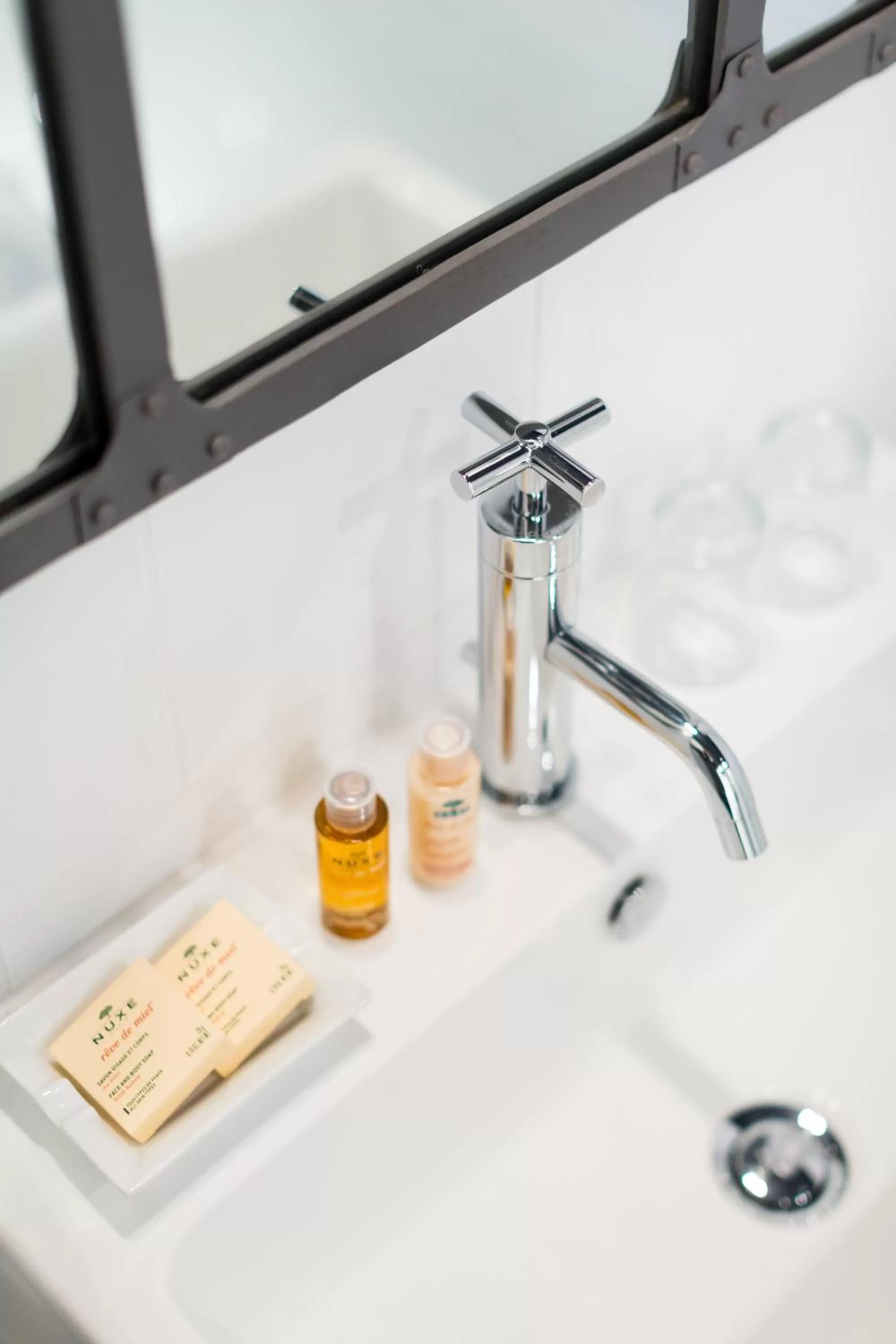 Twin Room in Hotel So’Co by Happyculture