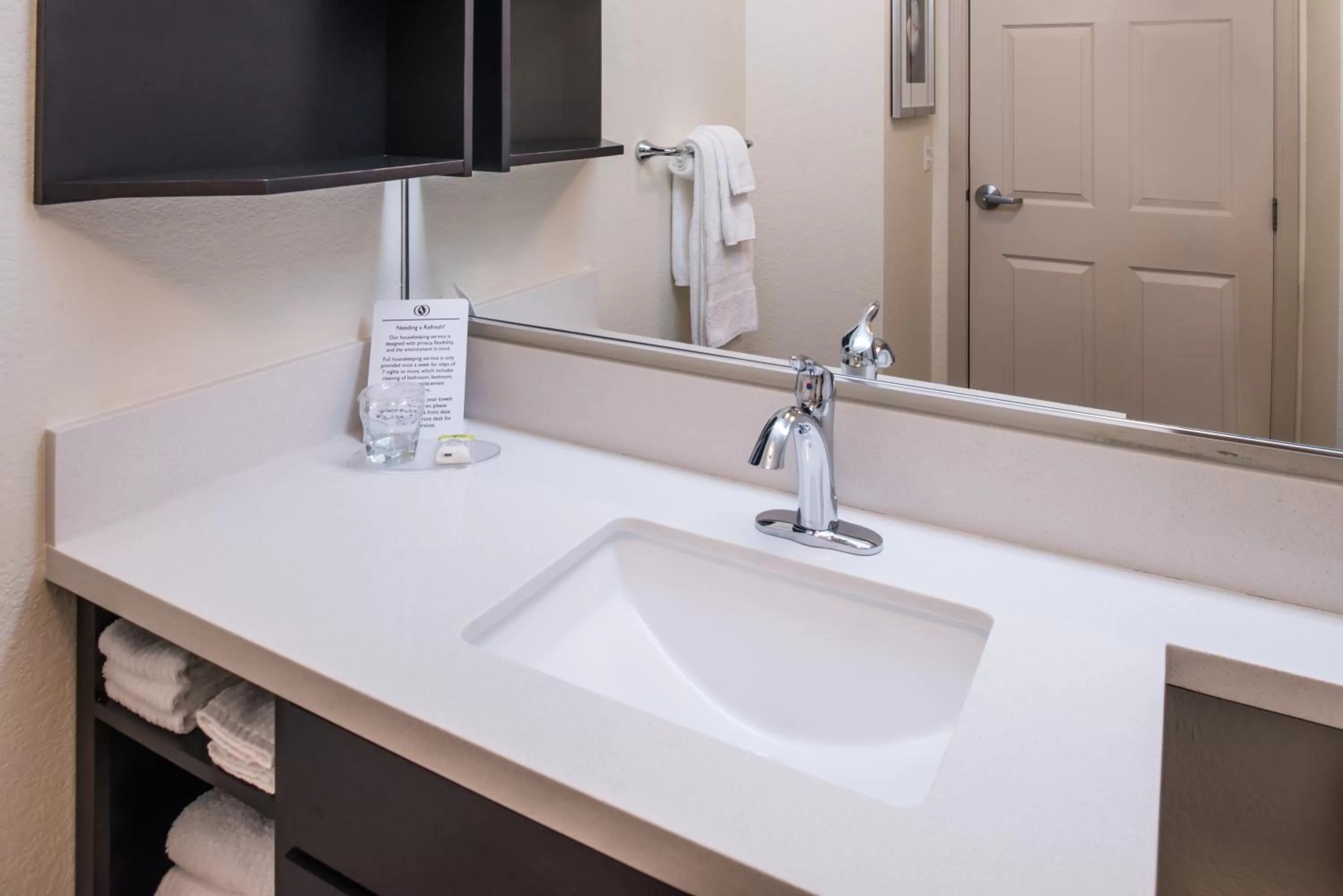 One-Bedroom King Suite with Communications Accessible Tub in Candlewood Suites - Plano North by IHG