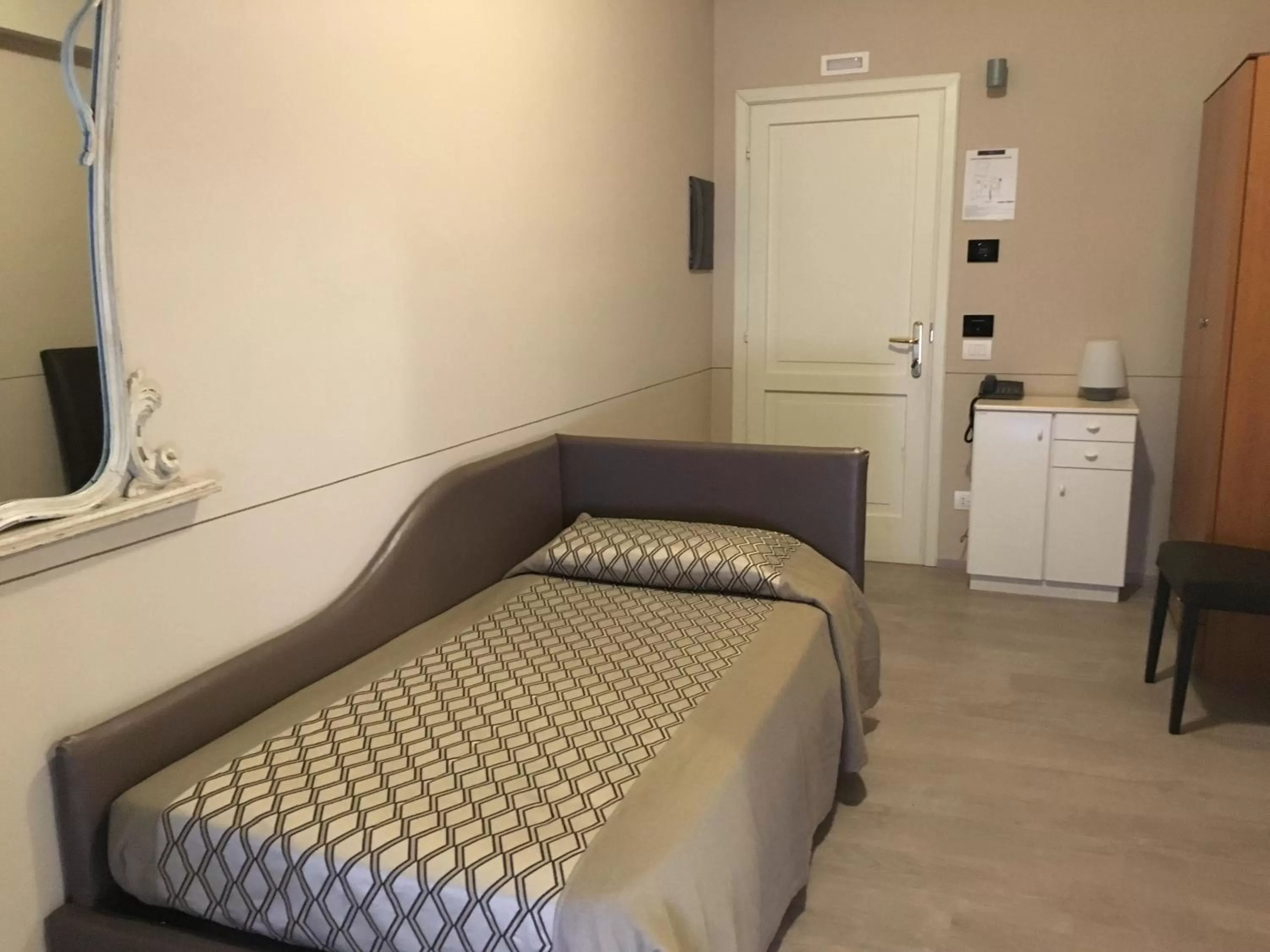 Single Room - single occupancy in Alessi Hotel Trattoria