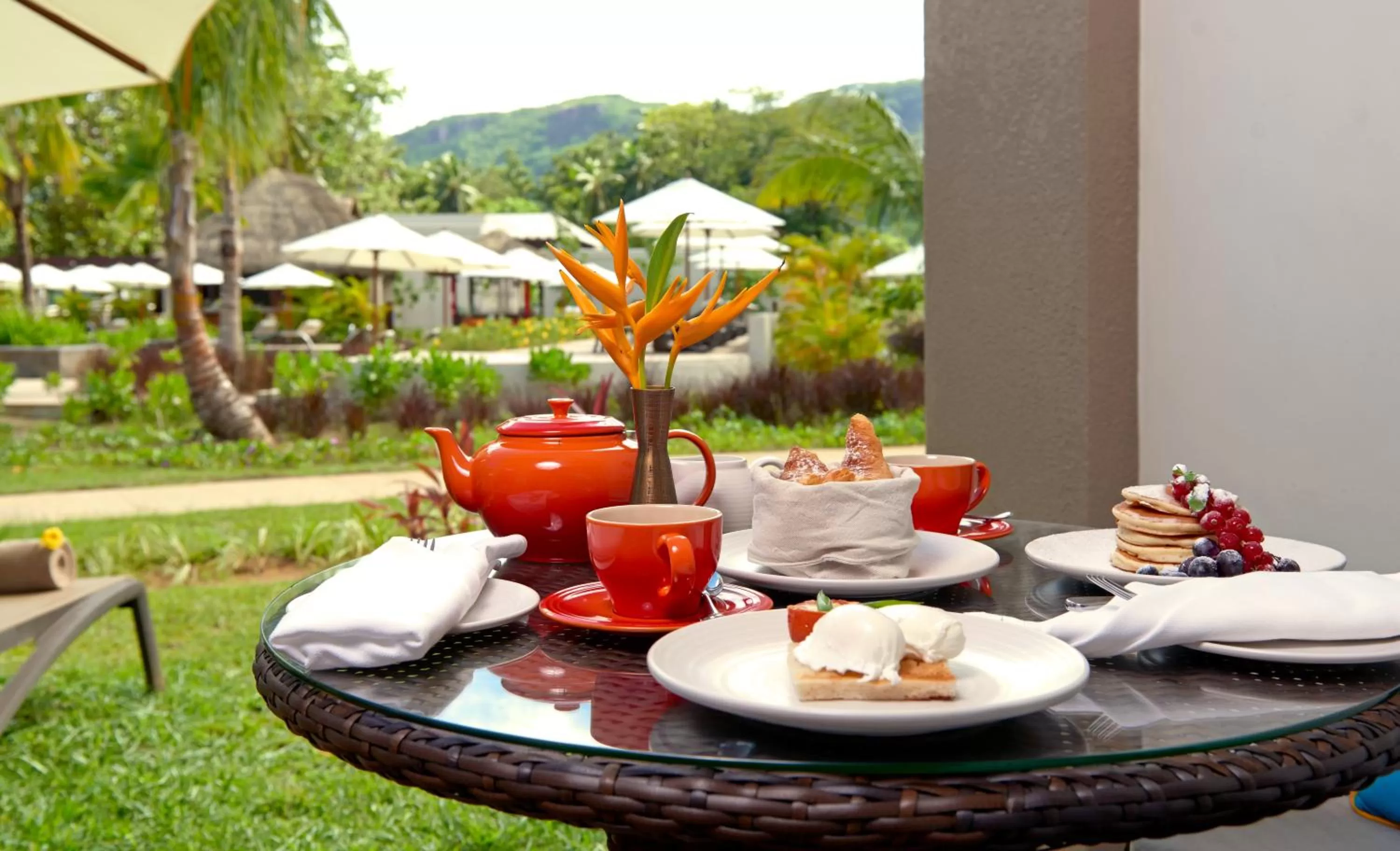 Junior Twin Suite with Garden Terrace - Accessible Room in STORY Seychelles