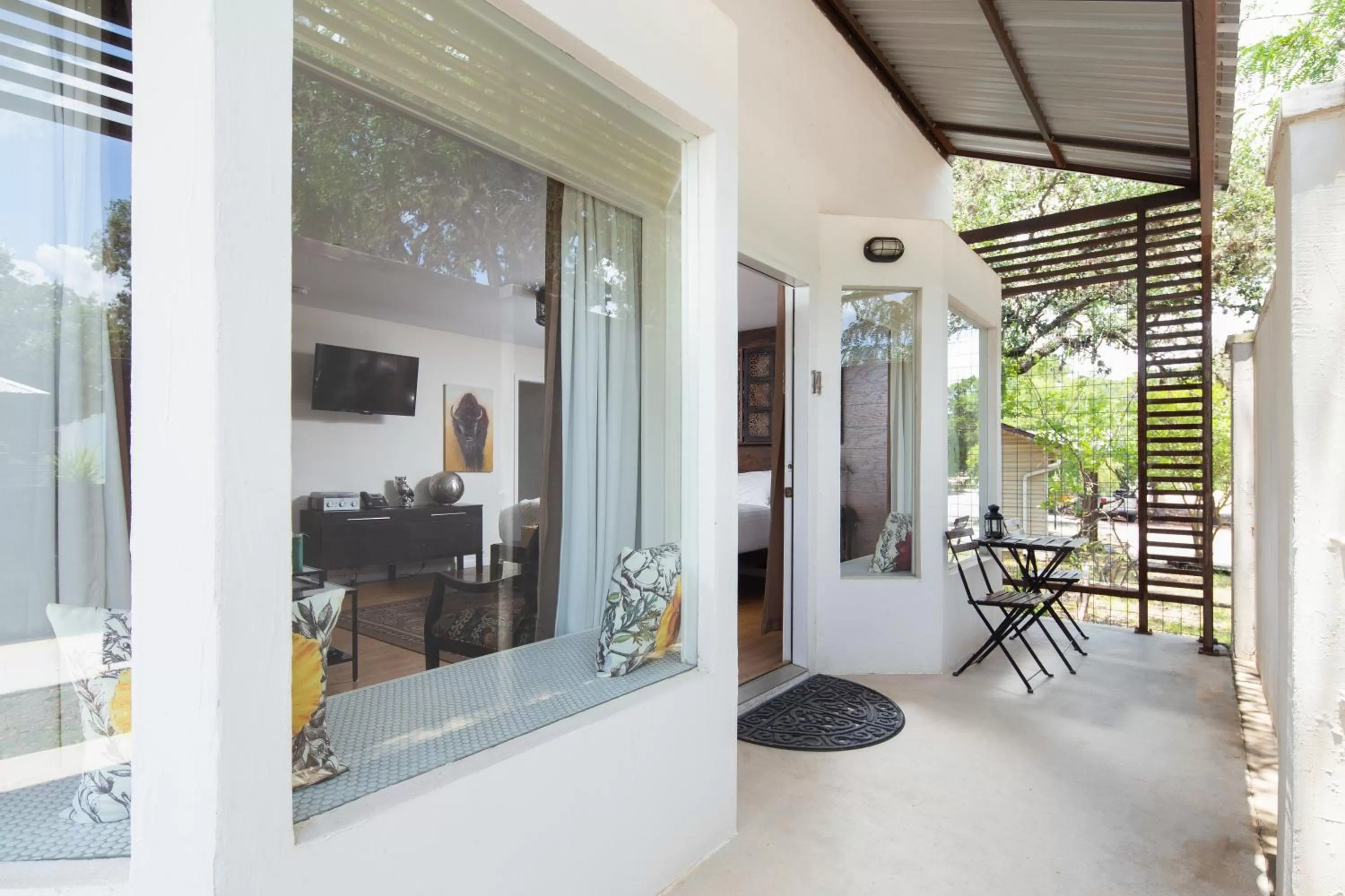 Studio with Sofa Bed in Hotel Flora and Fauna