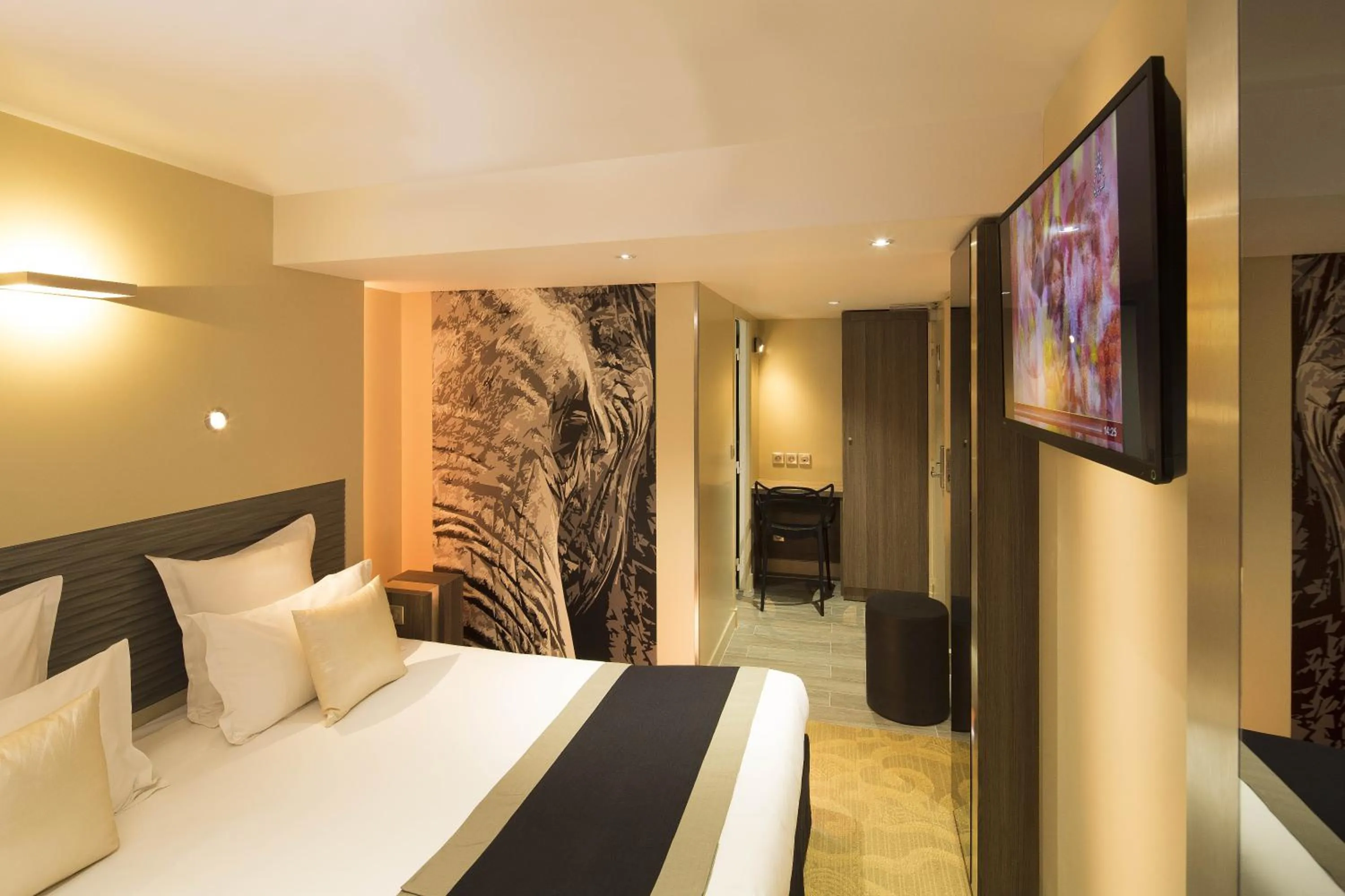 Comfort Double or Twin Room in Hôtel Brésil Opéra SPA