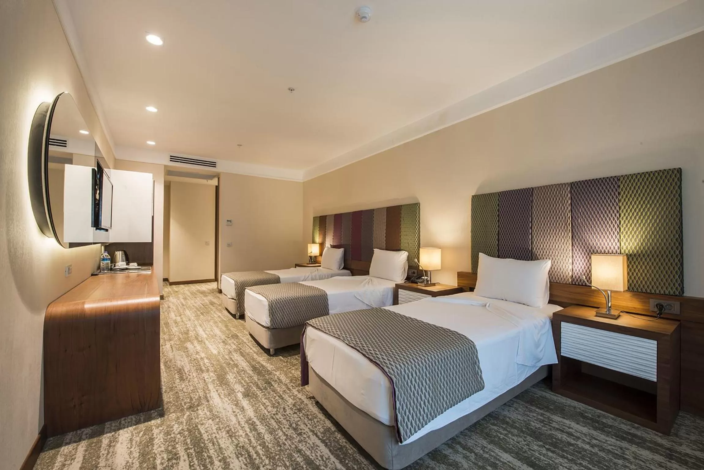 Triple Room in Ramada by Wyndham Gemli̇k