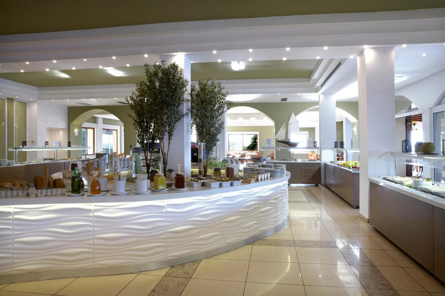 Restaurant/places to eat in Sunshine Rhodes