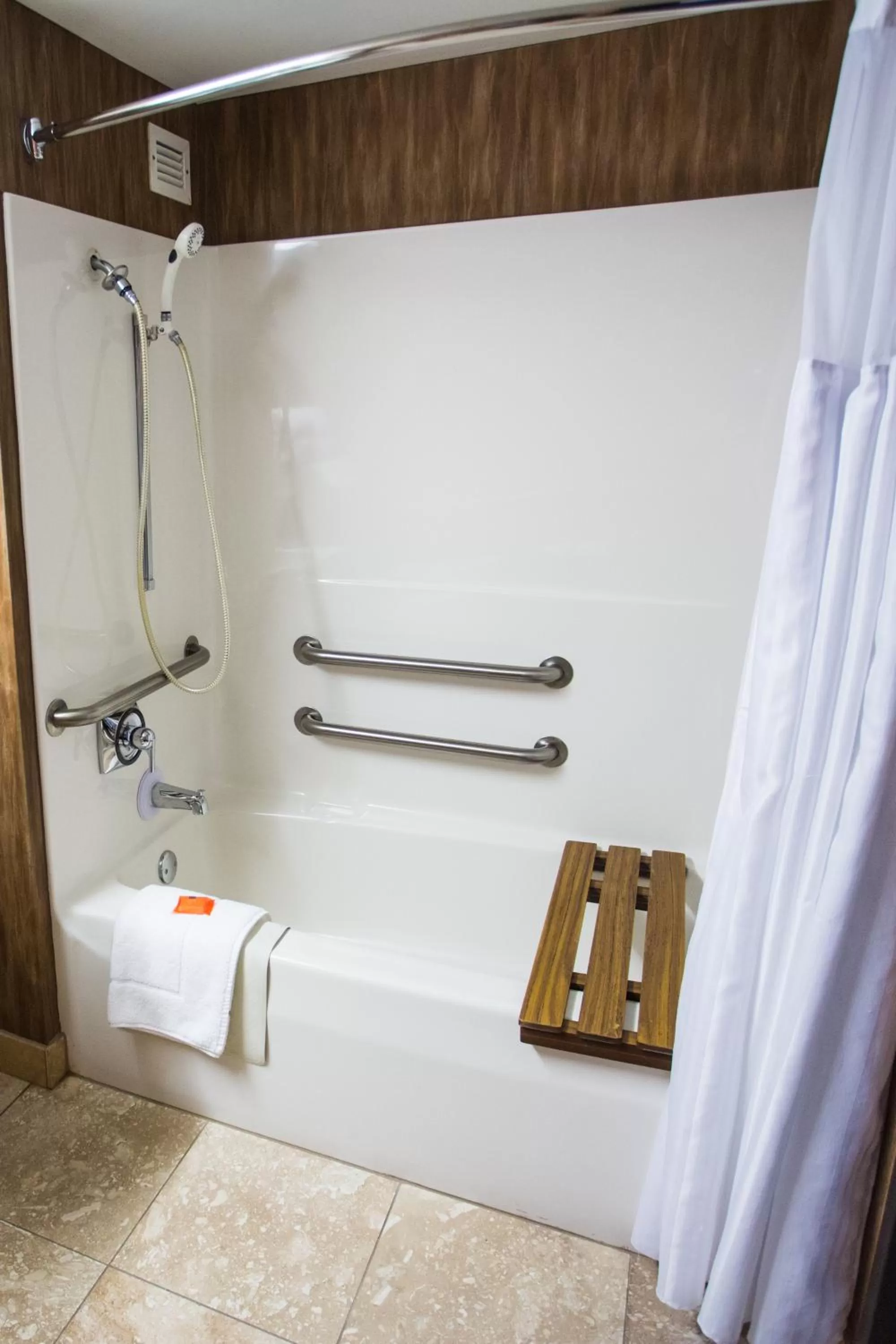 1 King Bed, Superior Mobility Accessible Room, Tub w/ Grab Bars, Non-Smoking in Wyndham Moline on John Deere Commons
