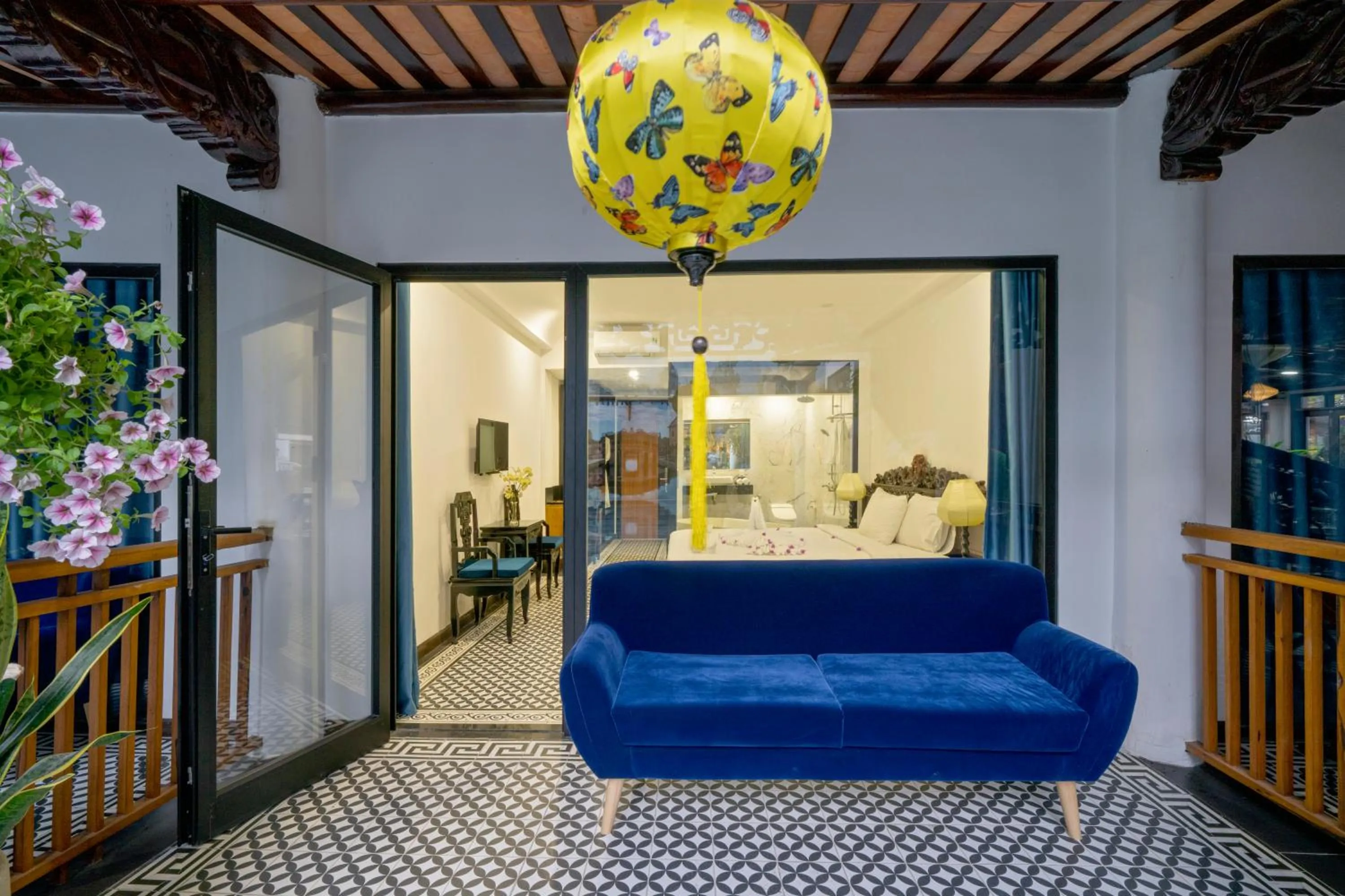 Premier Double Room with Pool View - single occupancy in Thanh Binh Central Hotel