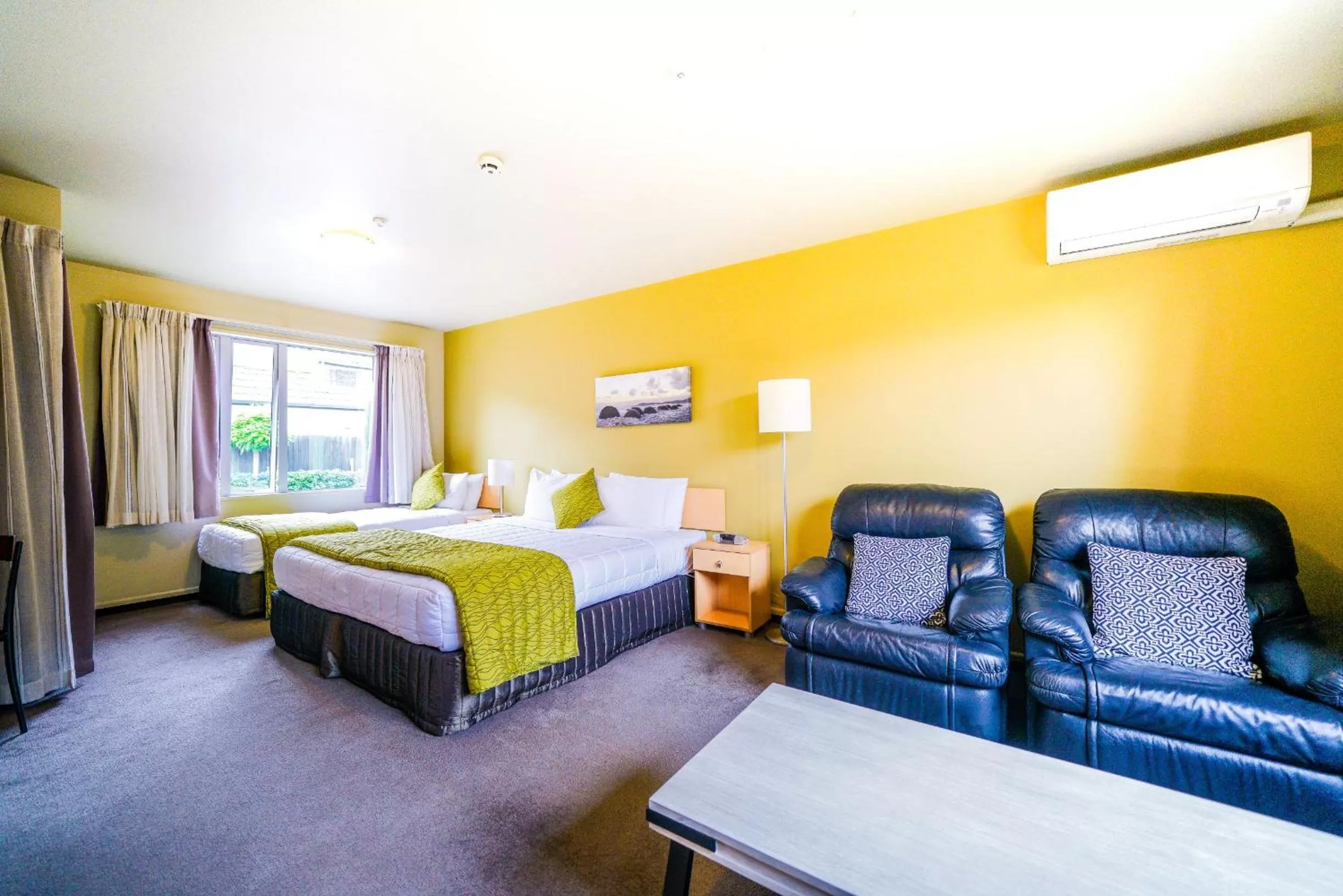 Deluxe Studio in CentrePoint on Colombo