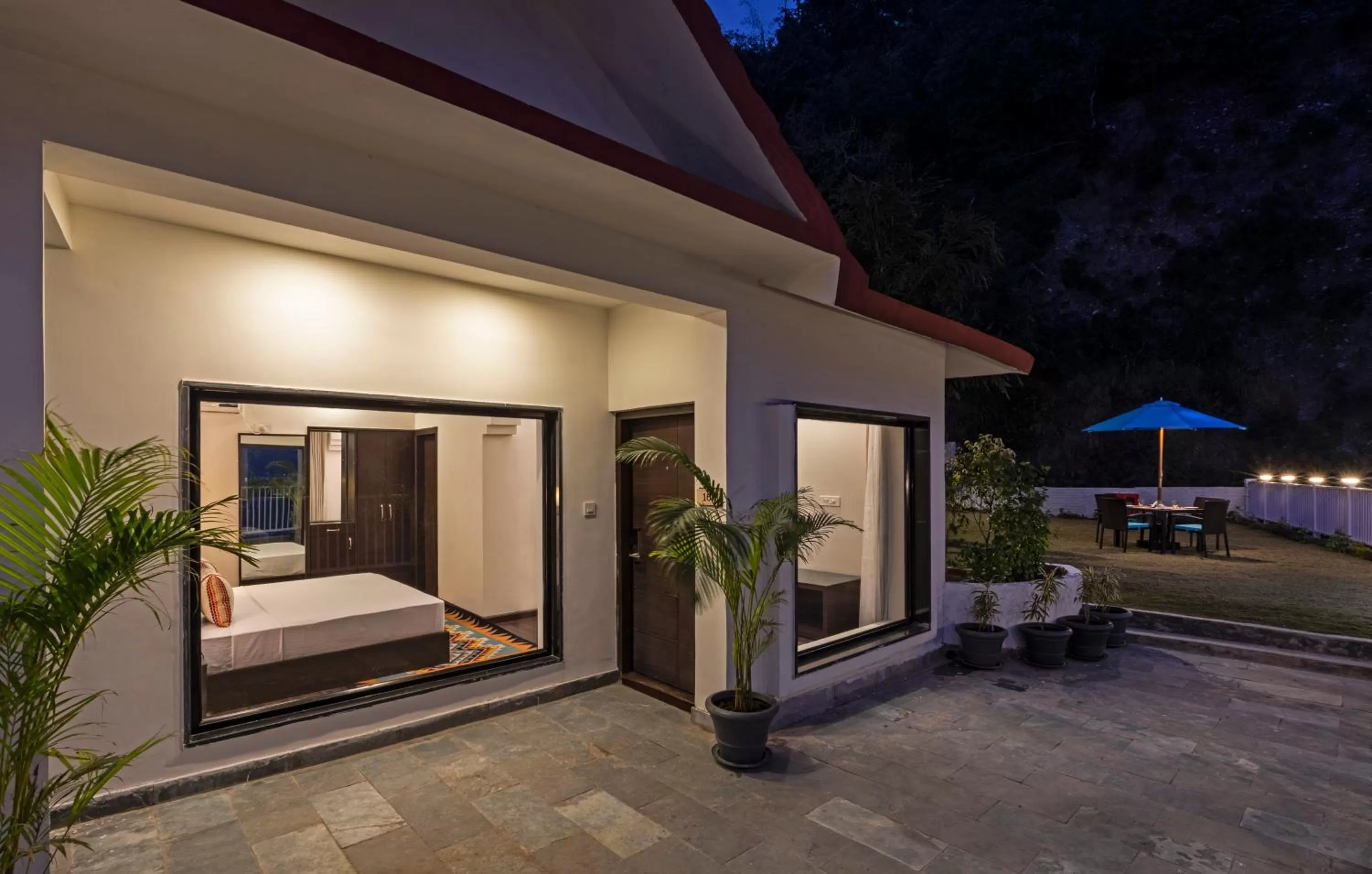Bedroom, Bed in Lemon Tree Premier, Rishikesh