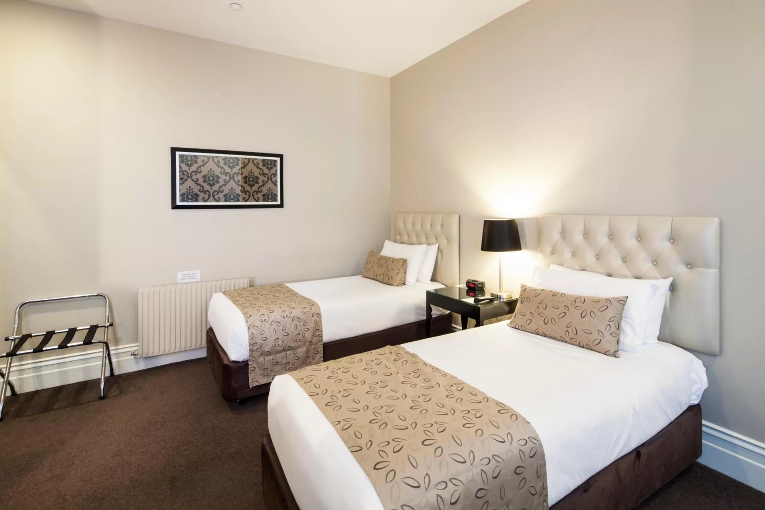 Standard Twin Room in Quality Inn The George Hotel Ballarat